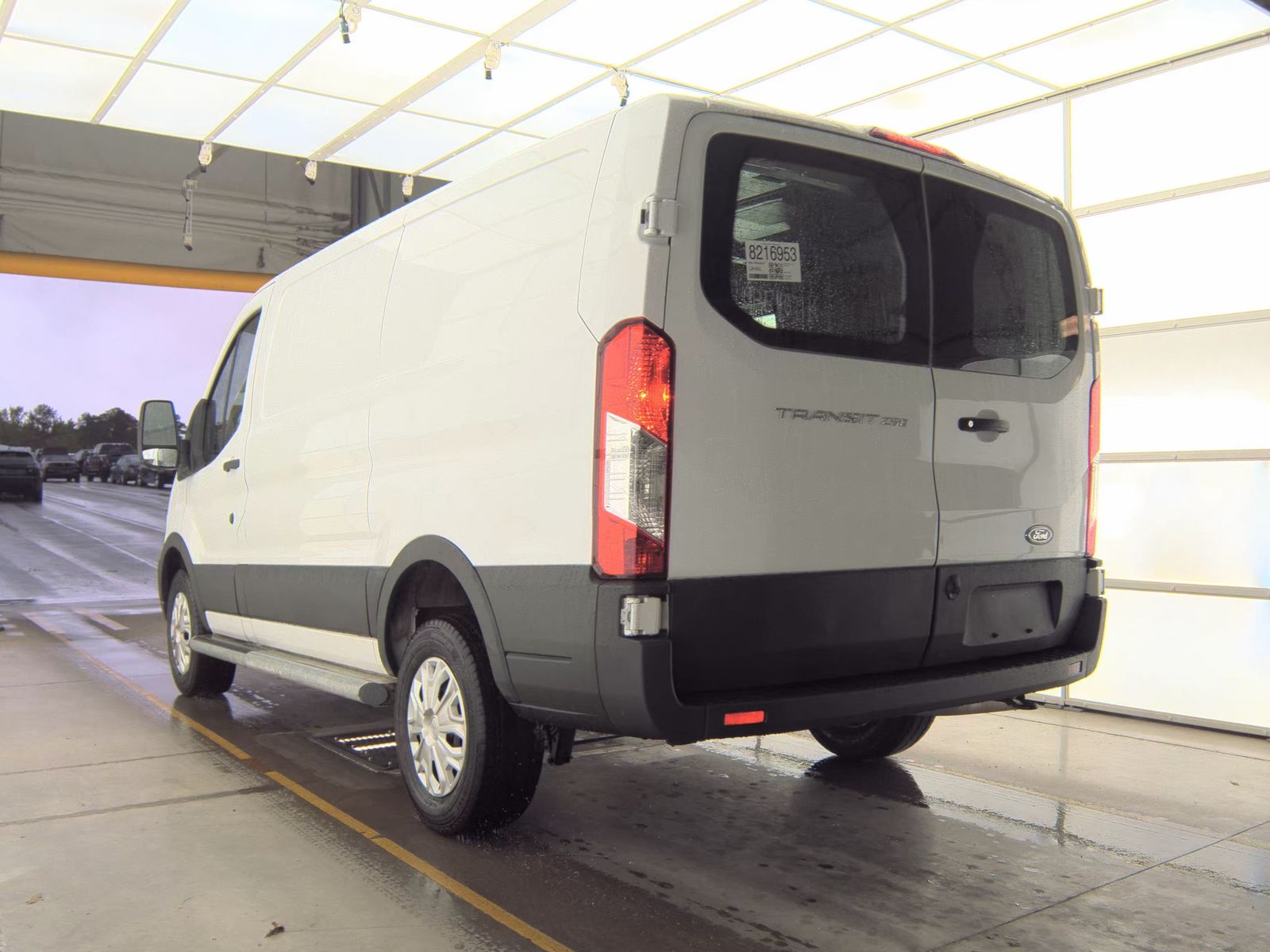 FORD TRANSIT 250 - 9
