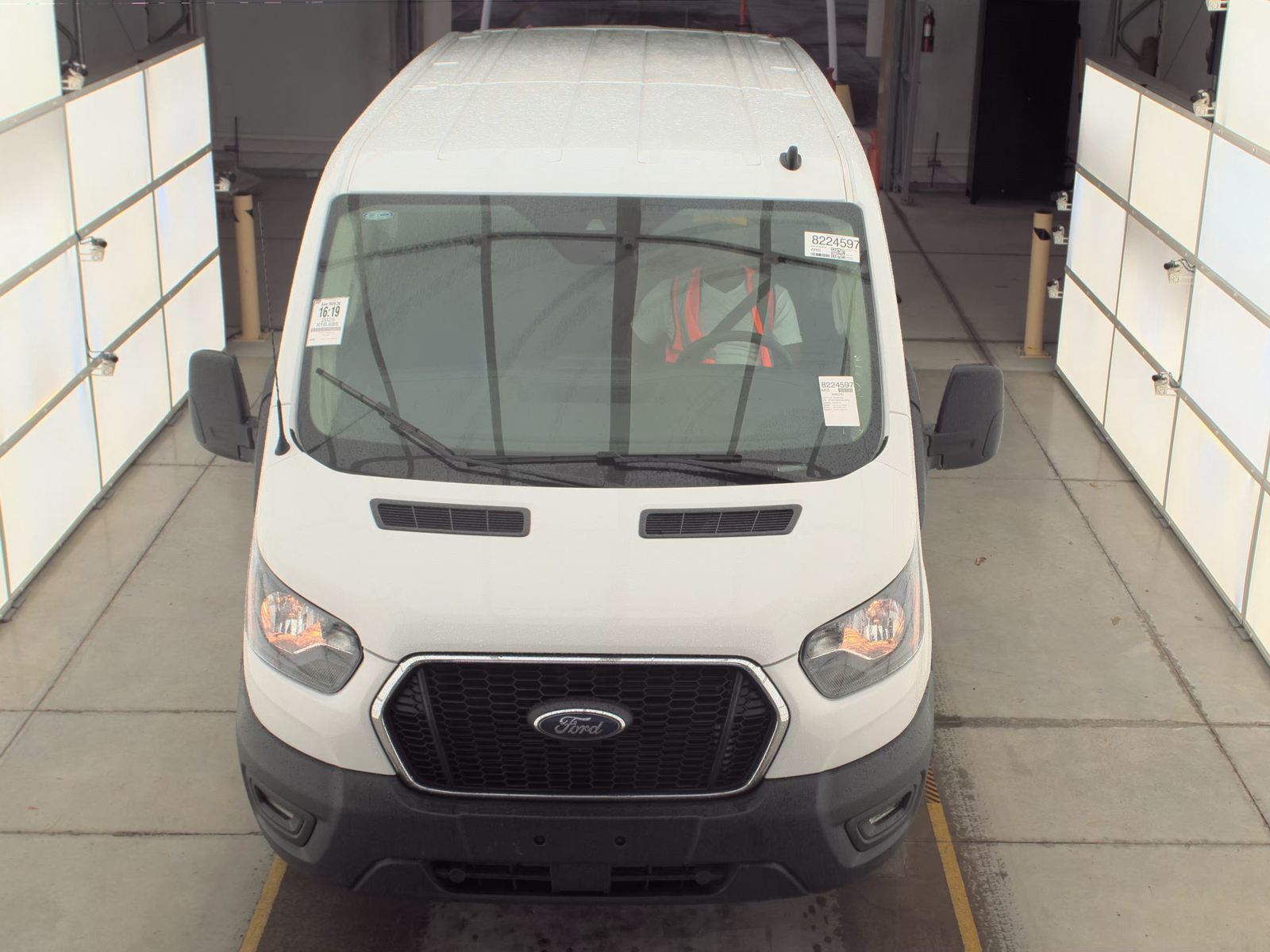 FORD TRANSIT 250 - 3