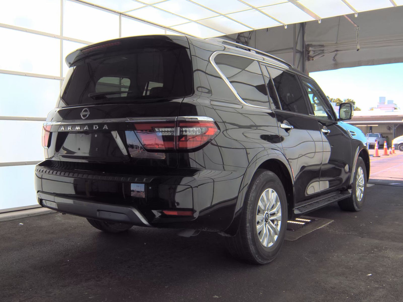 NISSAN ARMADA - 6
