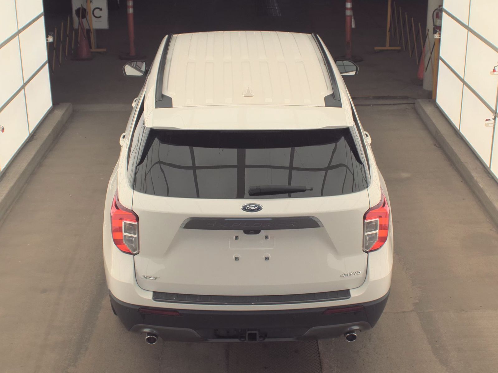 FORD EXPLORER - 7