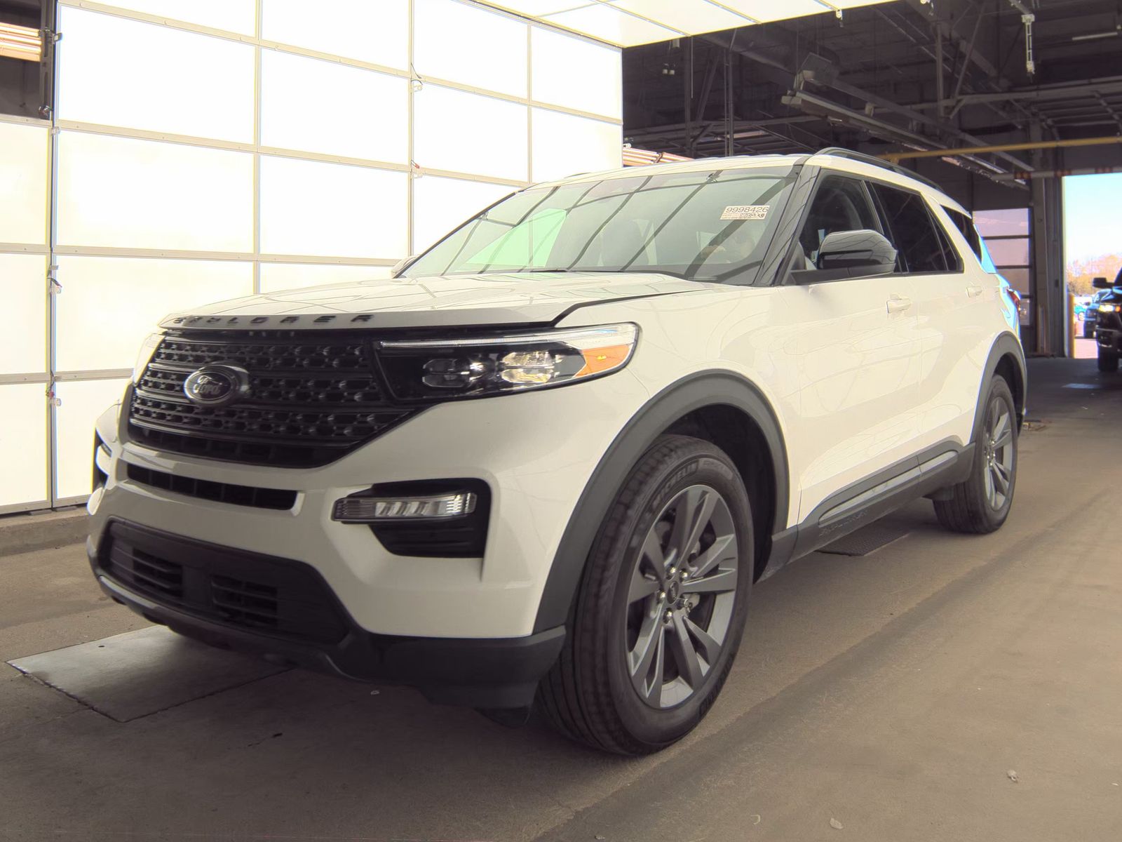 FORD EXPLORER - 1