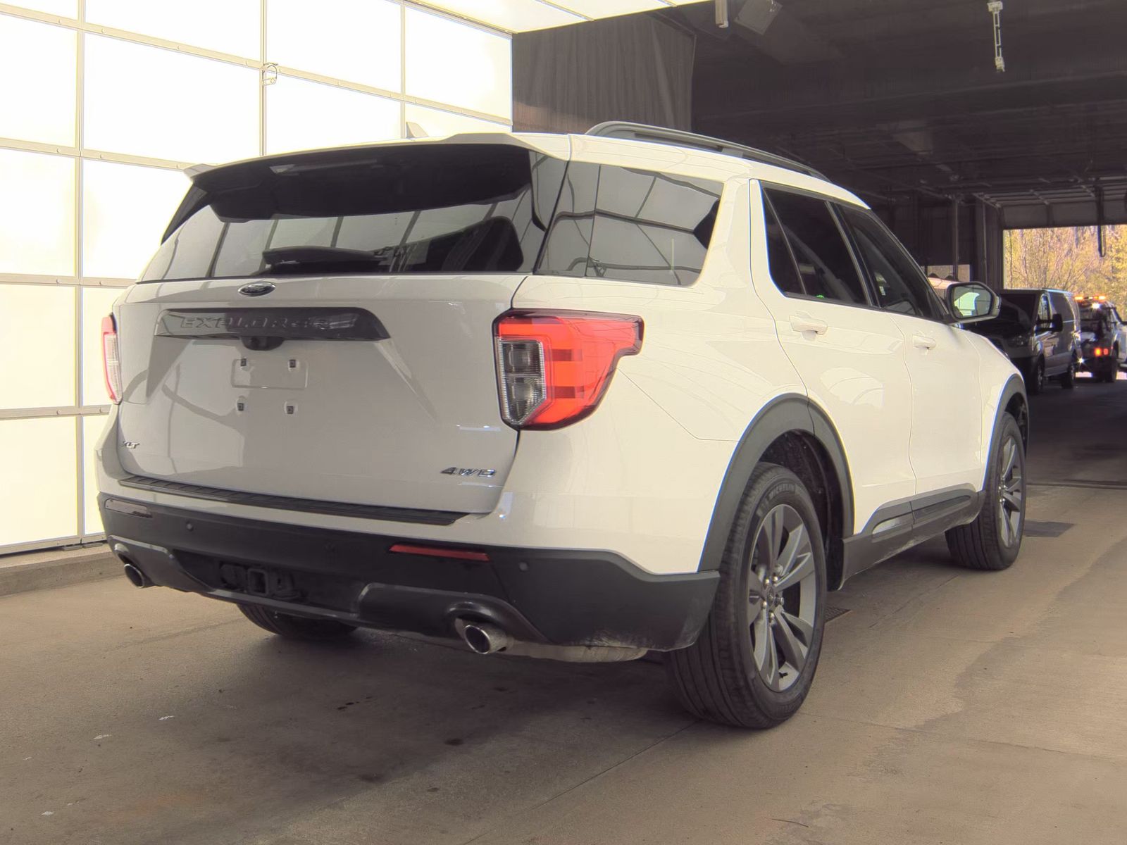 FORD EXPLORER - 6
