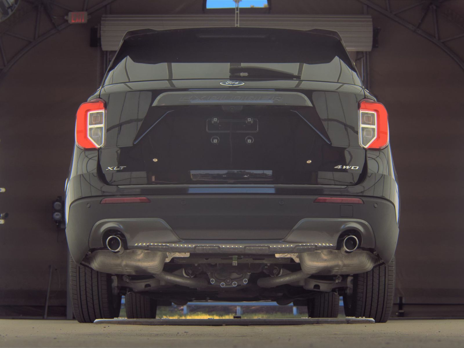 FORD EXPLORER - 8