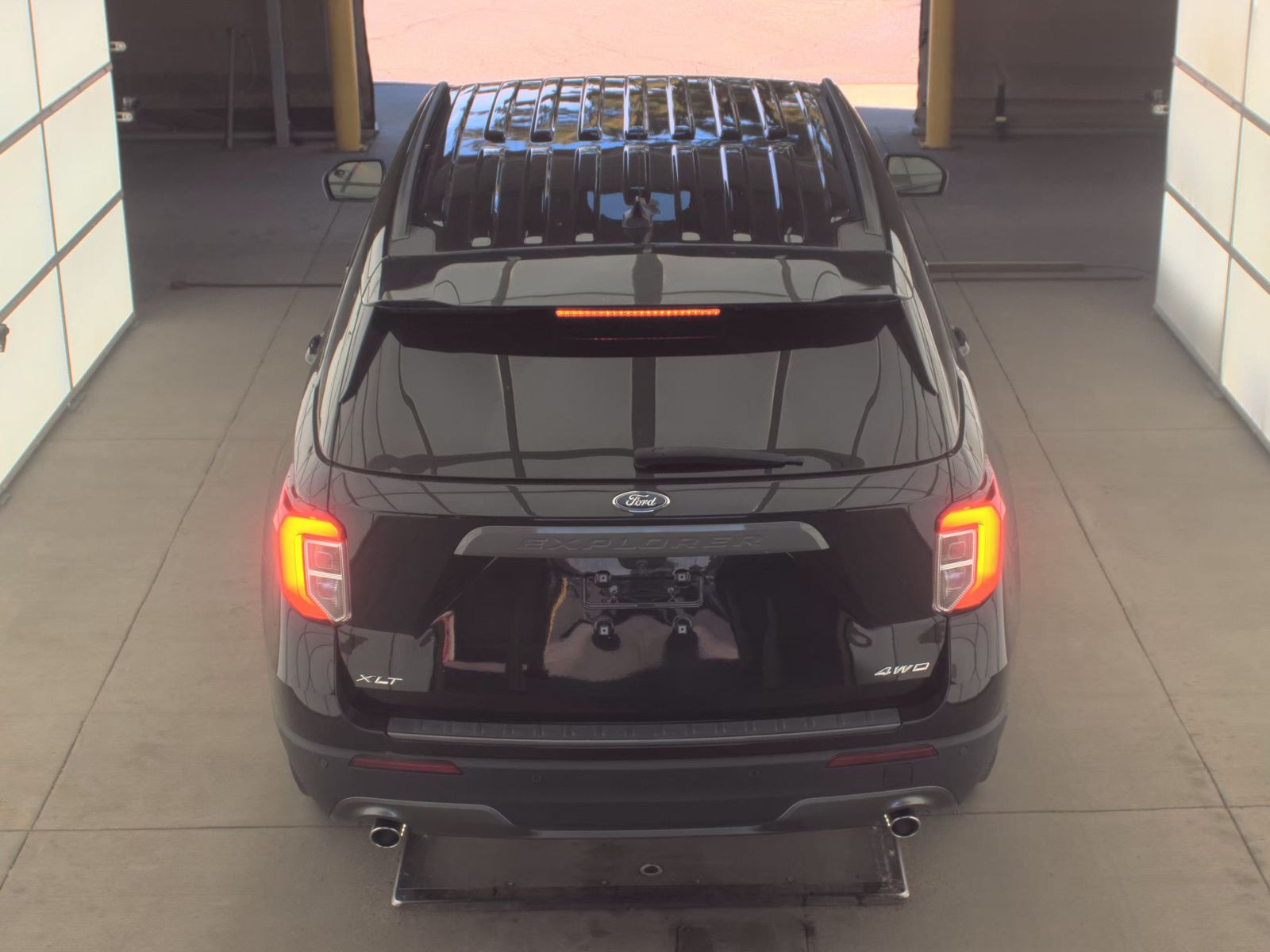 FORD EXPLORER - 7