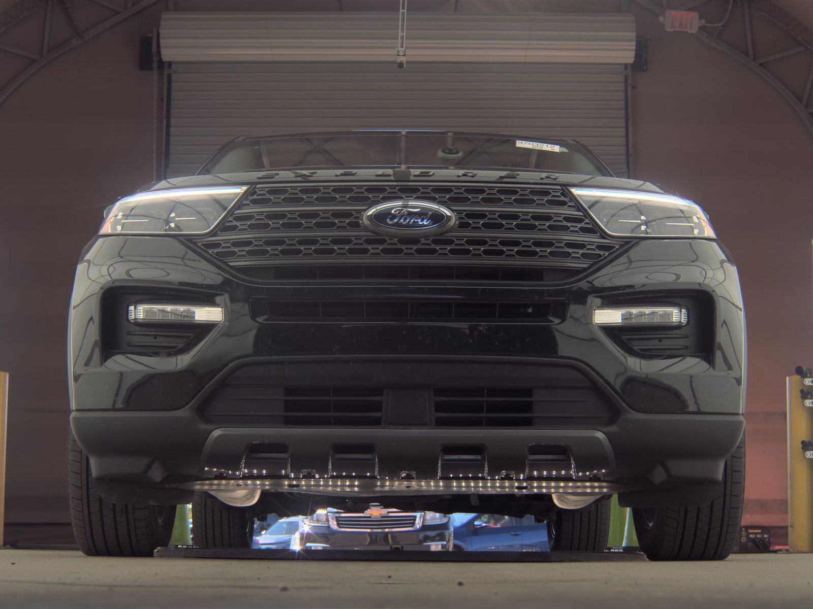 FORD EXPLORER - 4