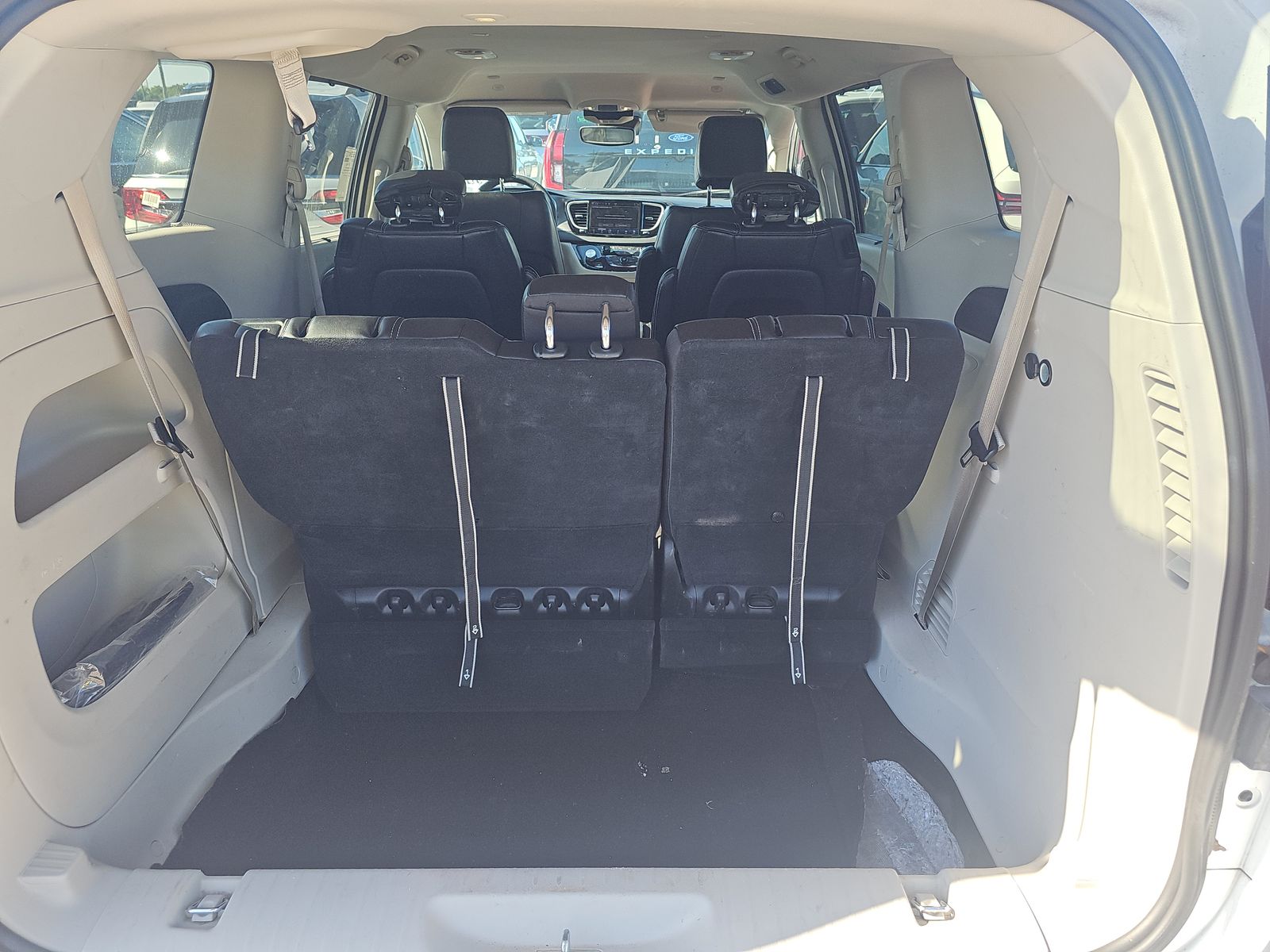 2023 Chrysler Pacifica Touring L FWD