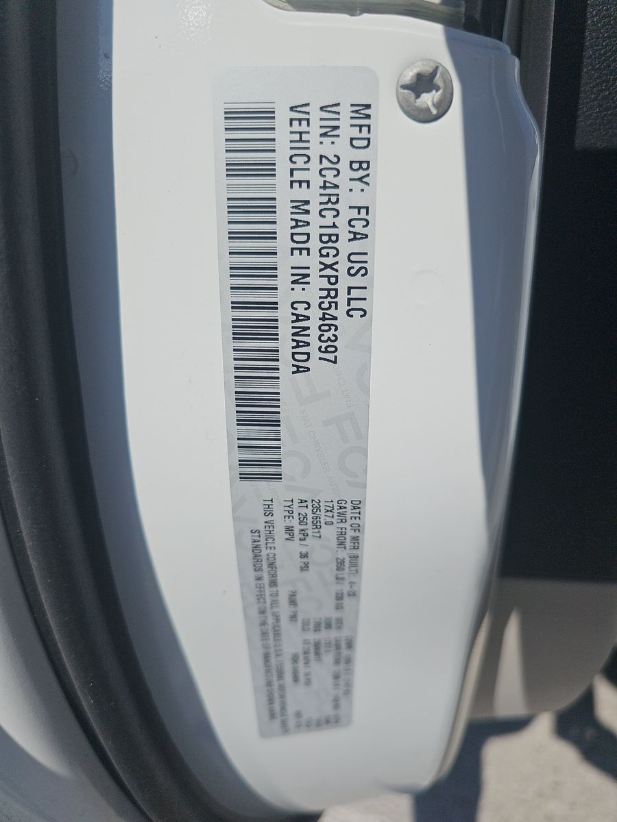 2023 Chrysler Pacifica Touring L FWD