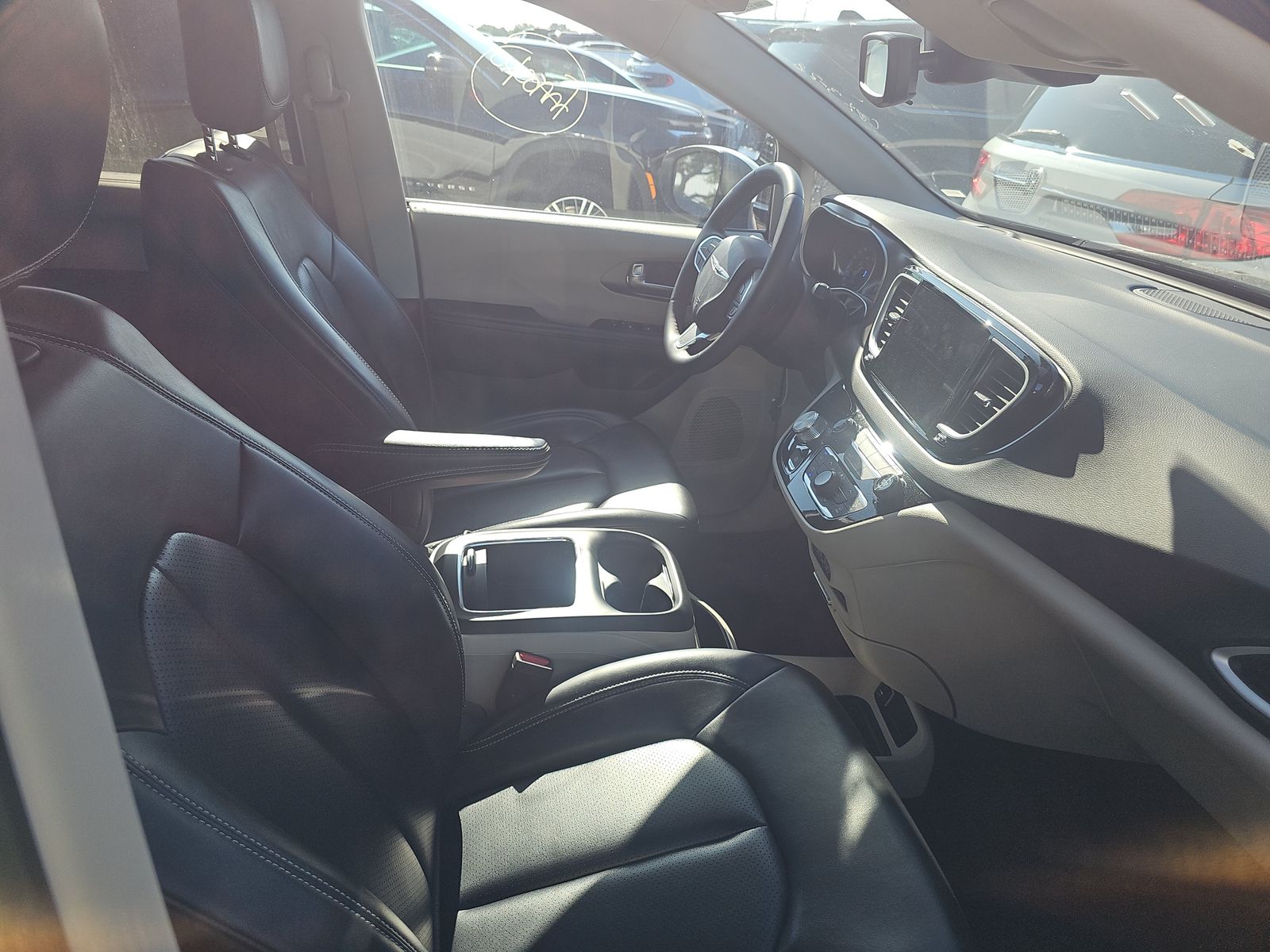 2023 Chrysler Pacifica Touring L FWD
