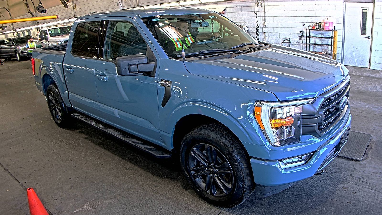 FORD F-150 - 4
