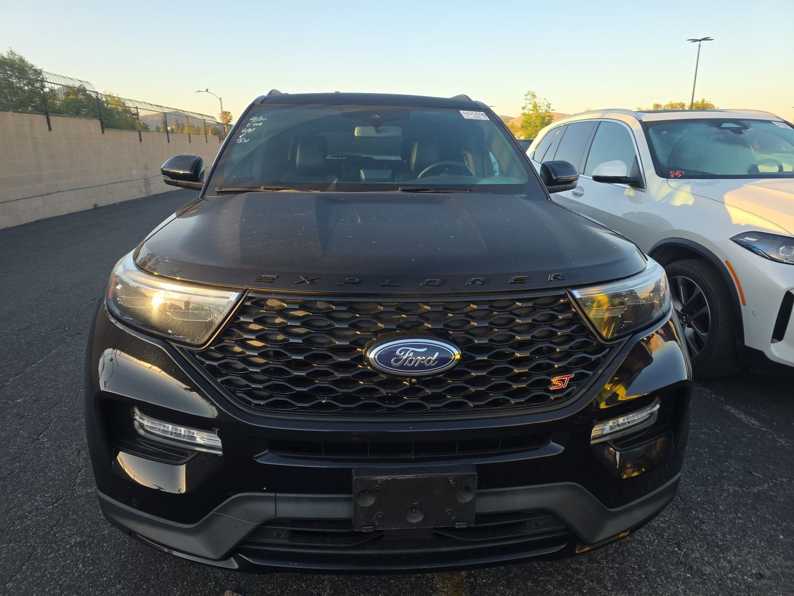 FORD EXPLORER - 3