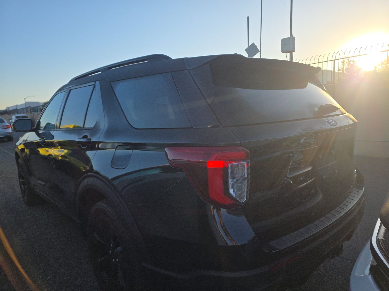 FORD EXPLORER - 7