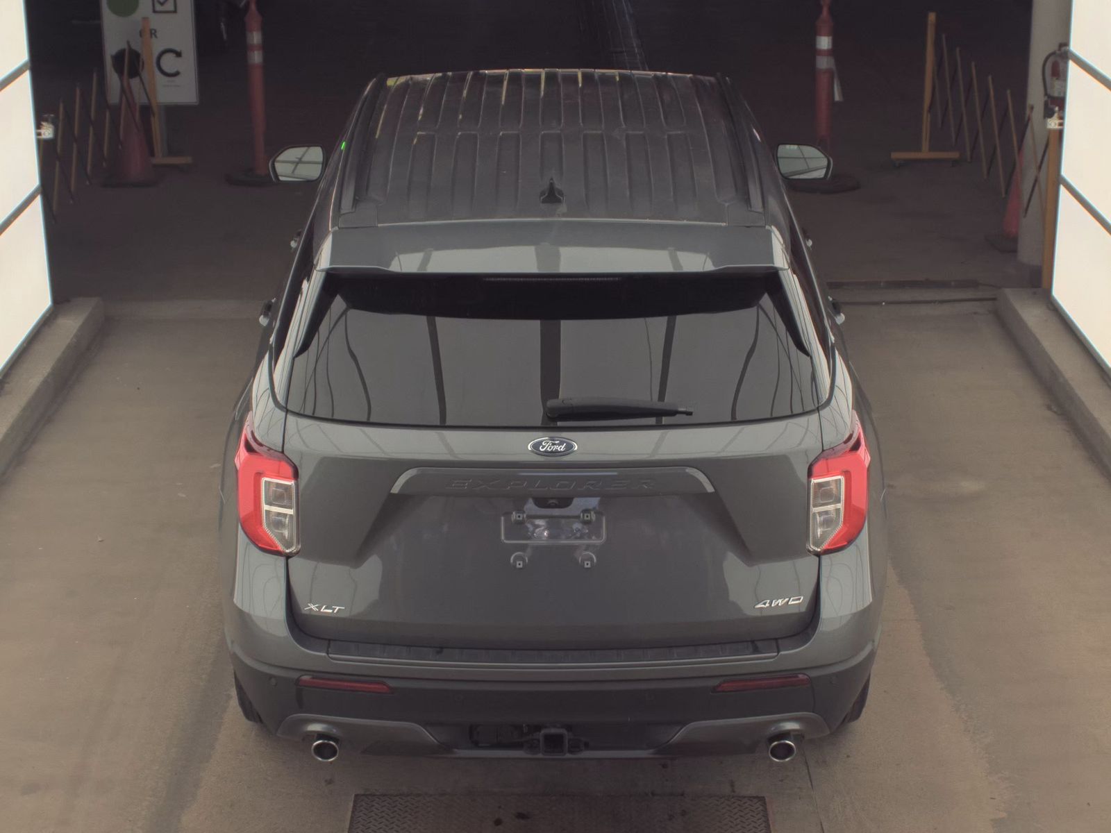 FORD EXPLORER - 7