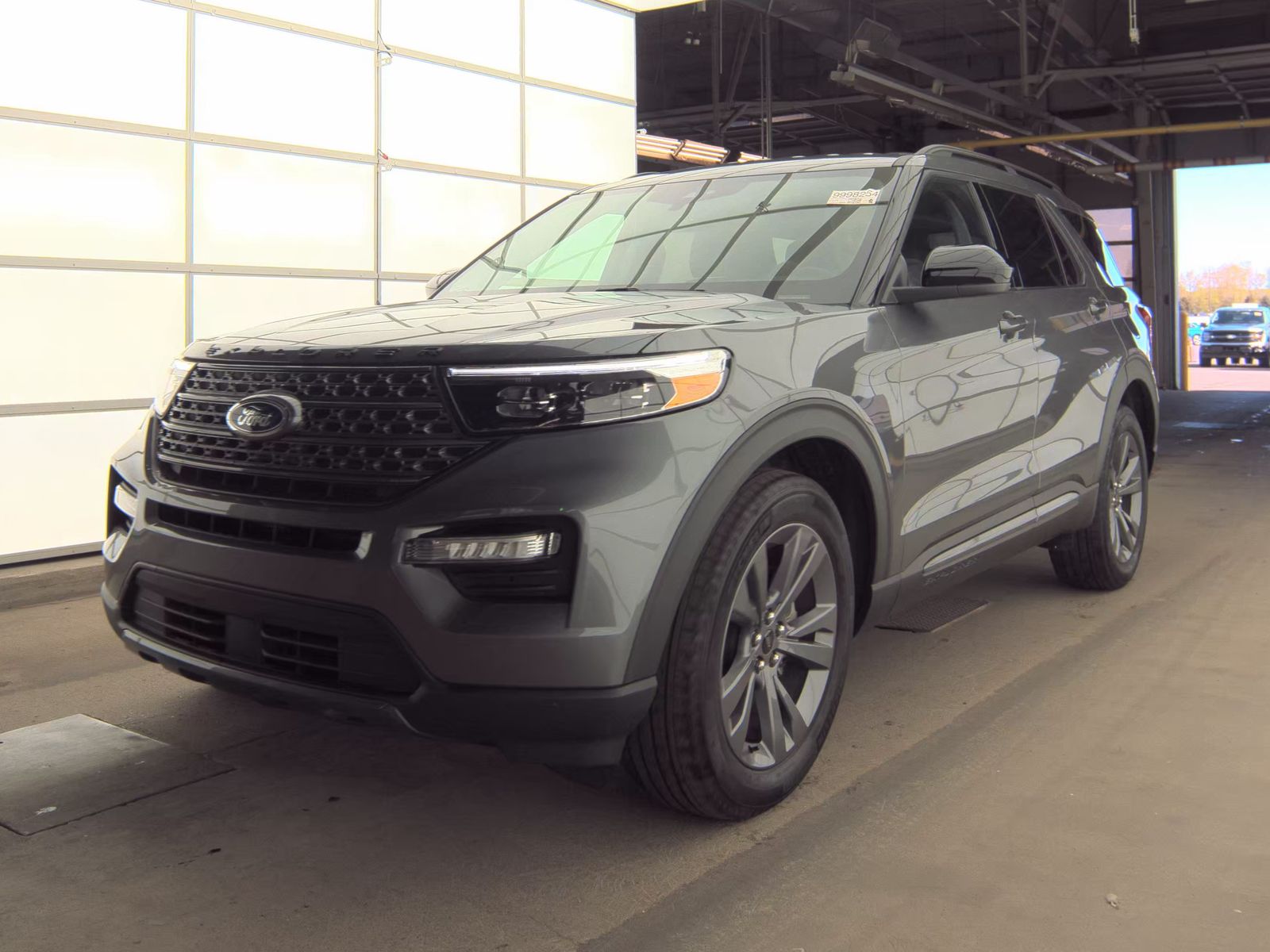 FORD EXPLORER - 1