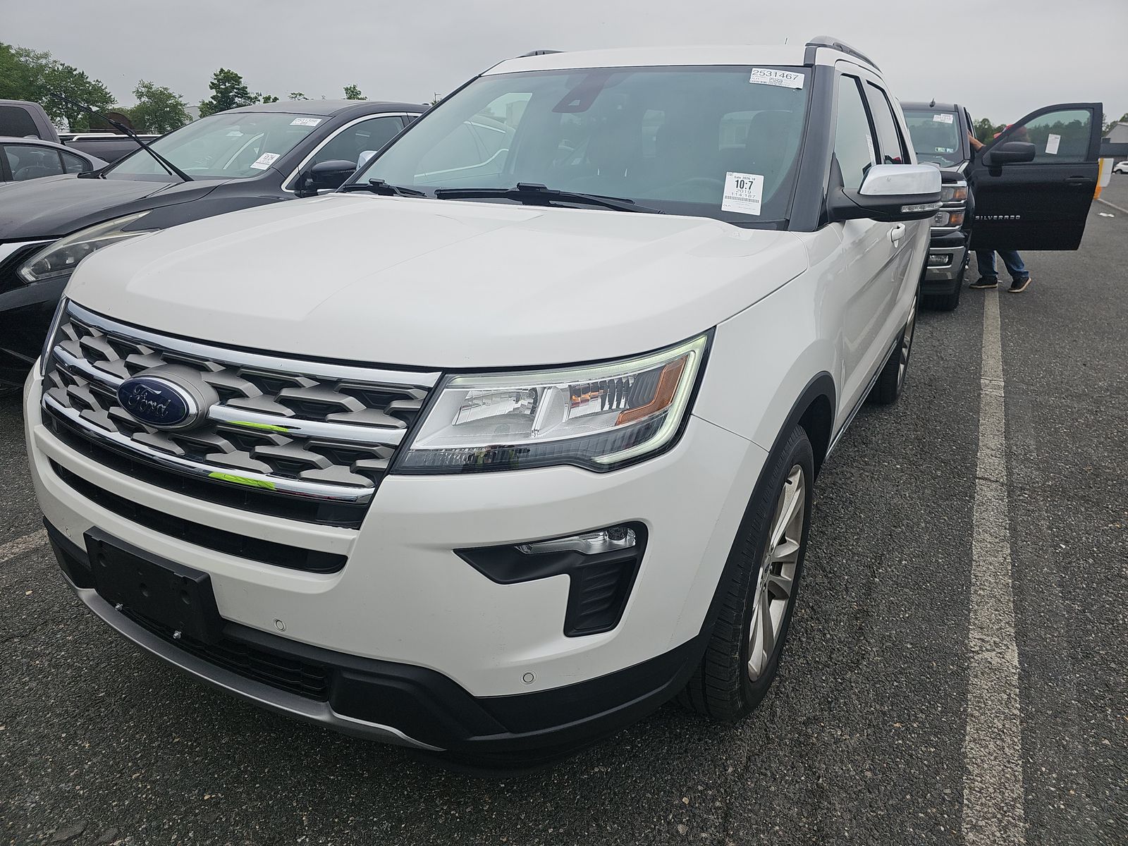 FORD EXPLORER - 1