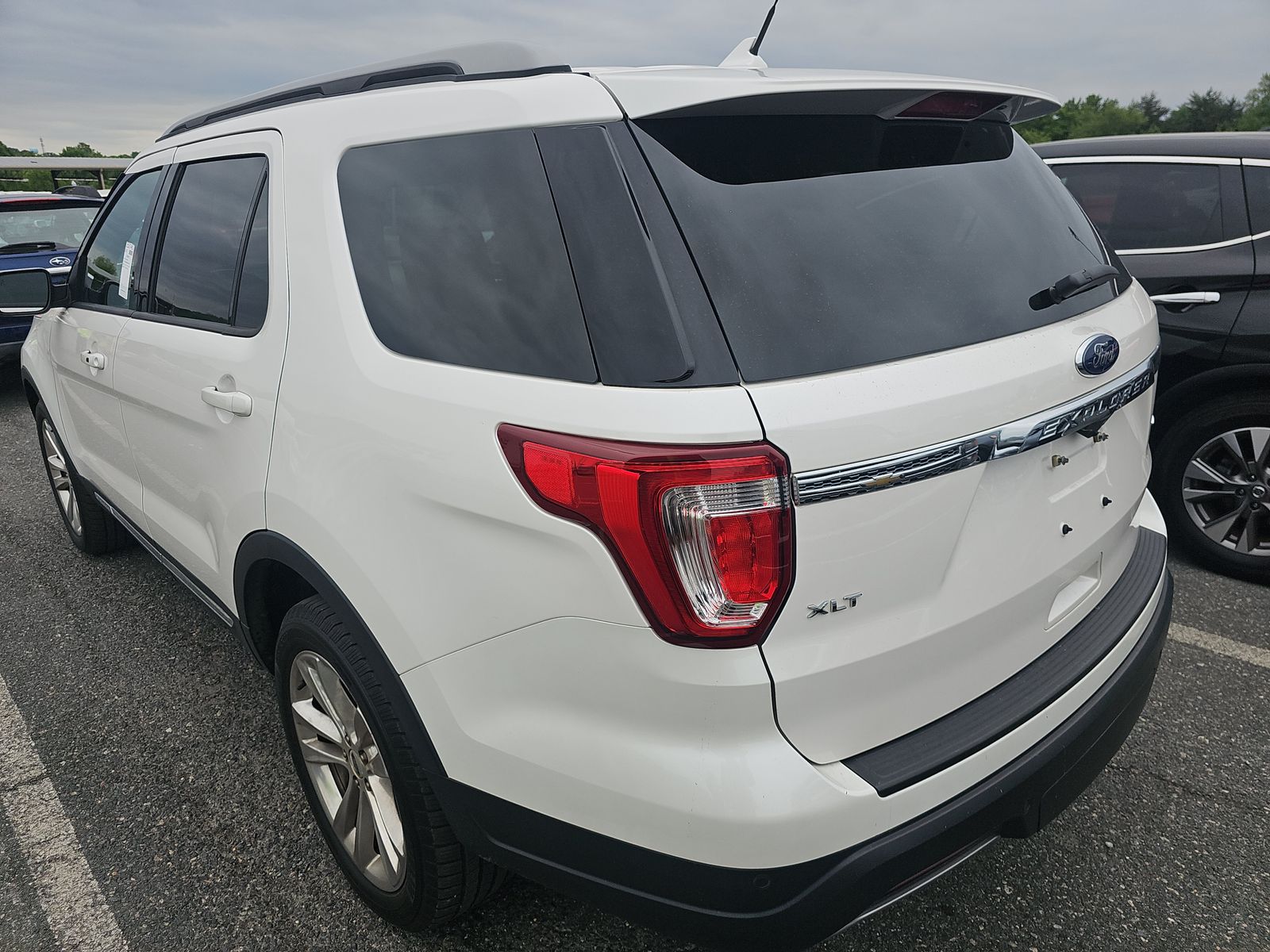 FORD EXPLORER - 7