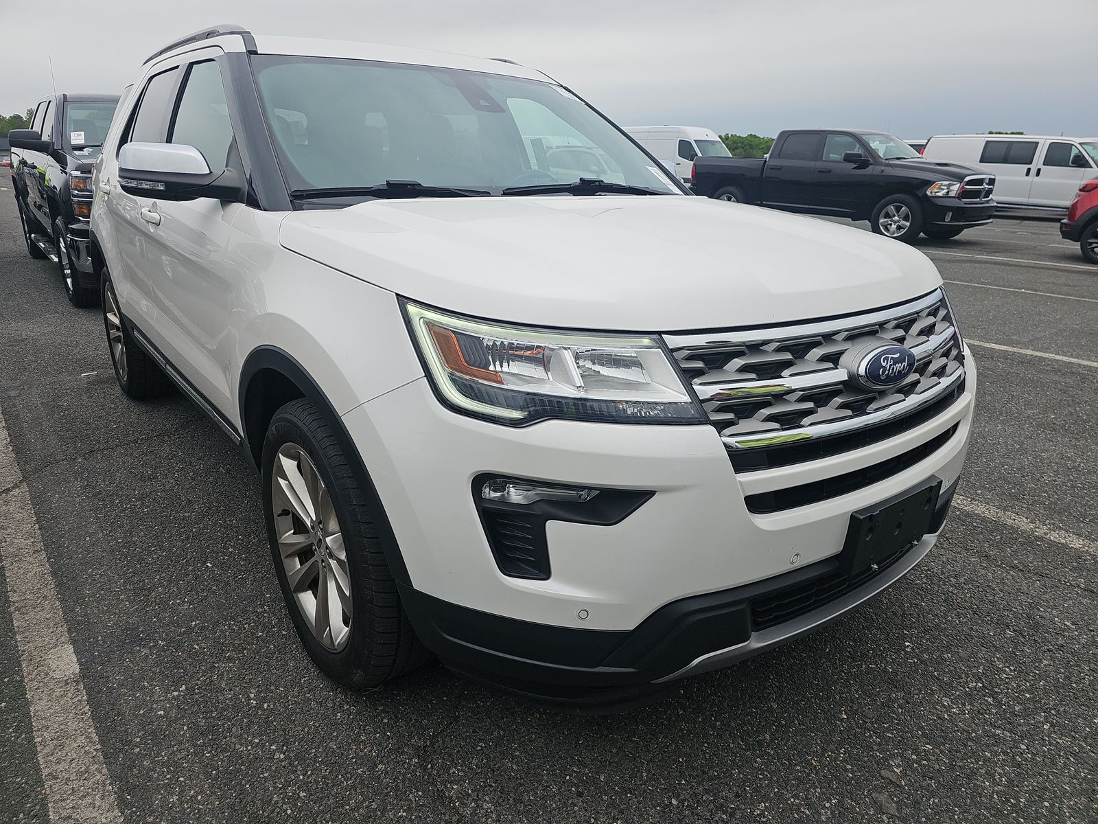 FORD EXPLORER - 4
