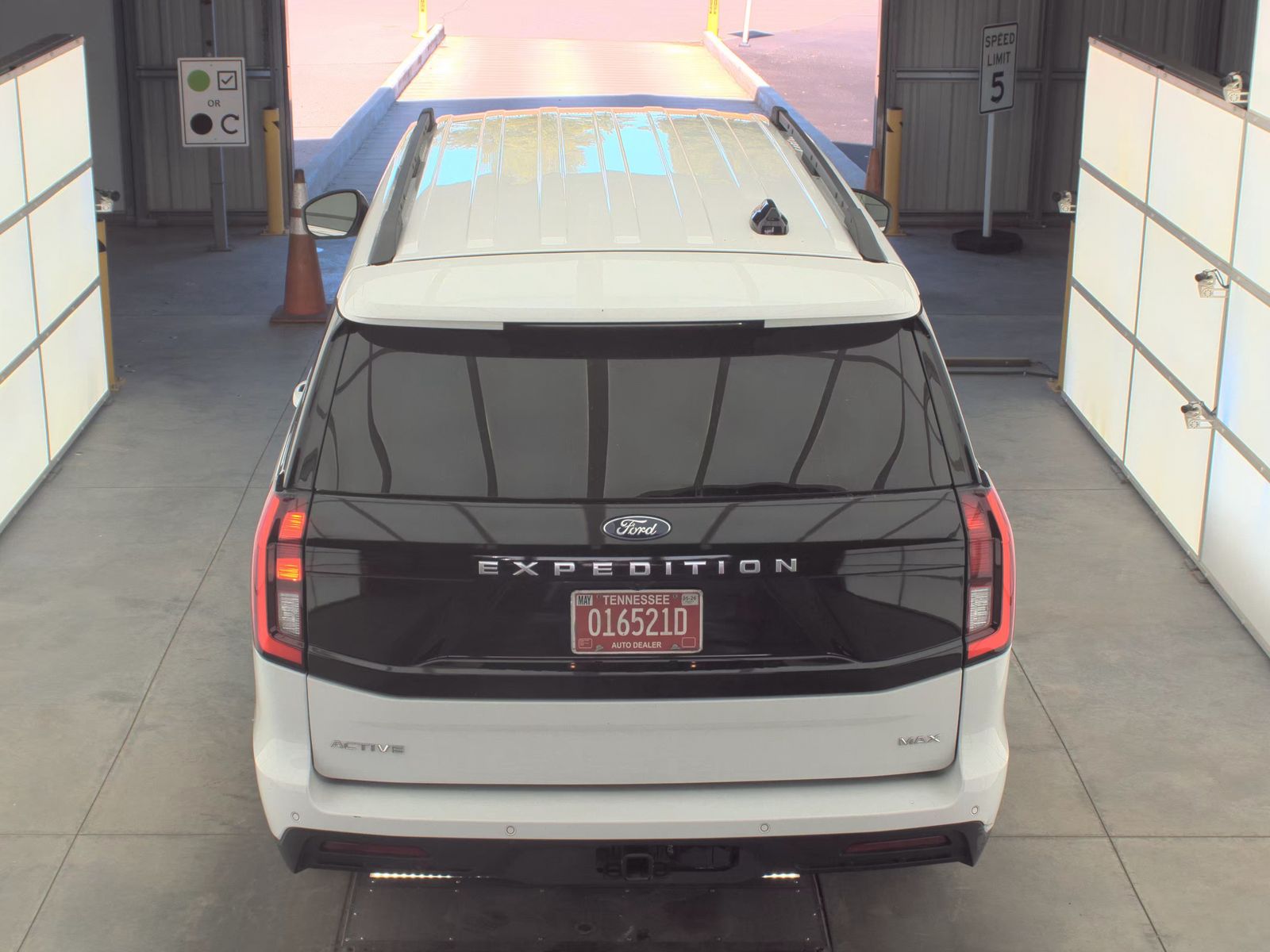FORD EXPEDITION MAX - 7