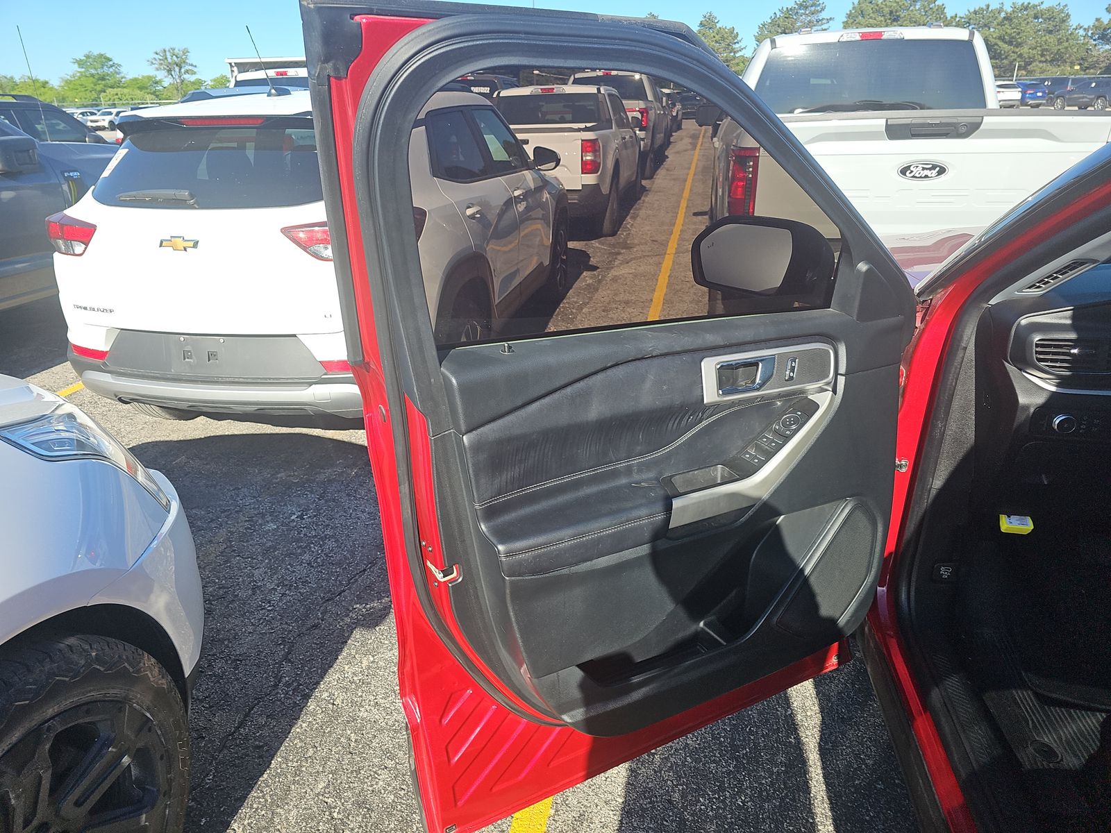 FORD EXPLORER - 10