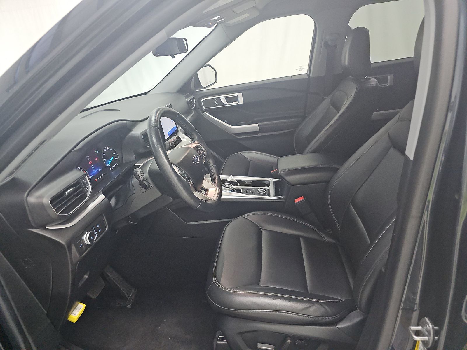 FORD EXPLORER - 8