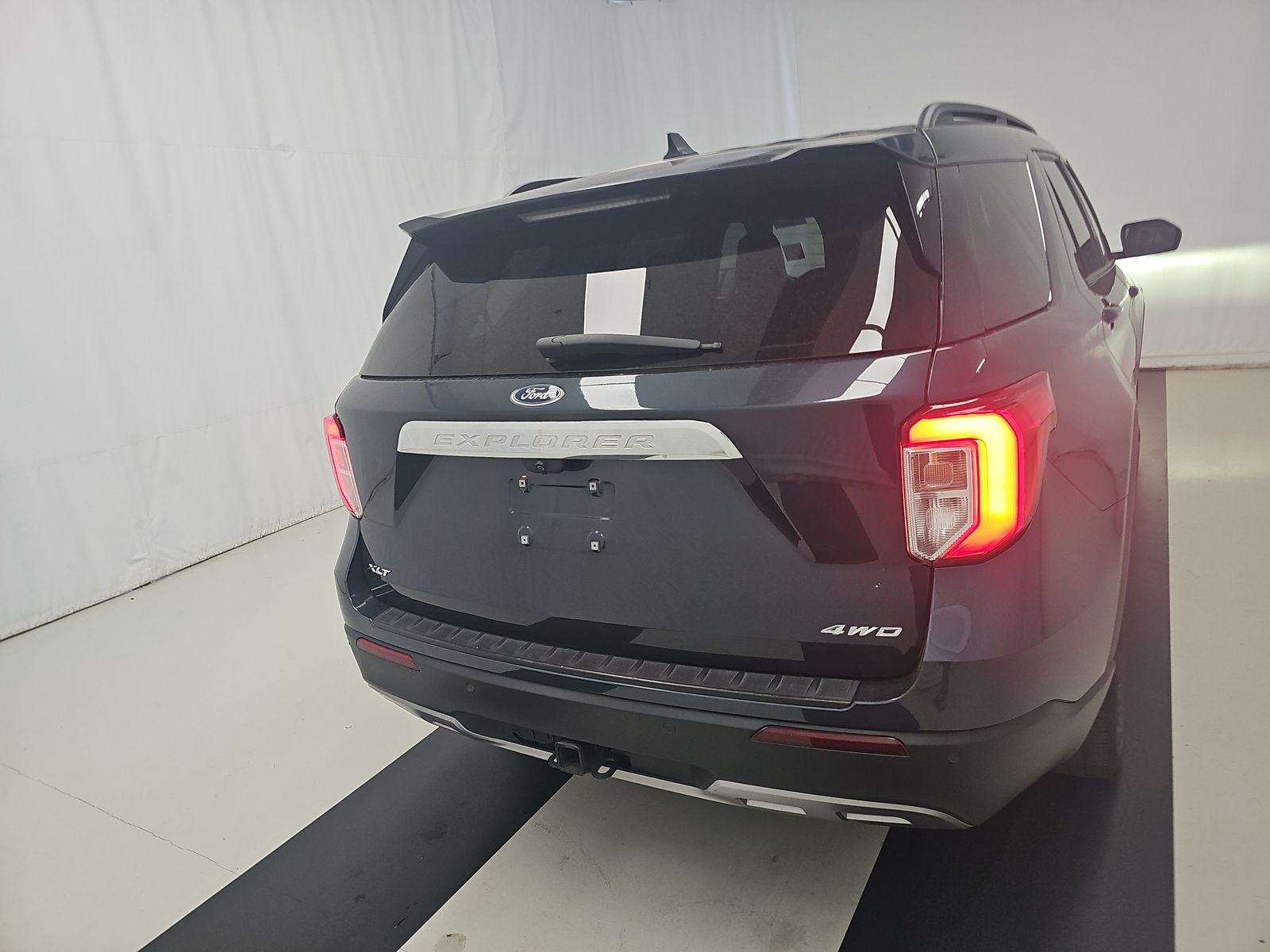 FORD EXPLORER - 6