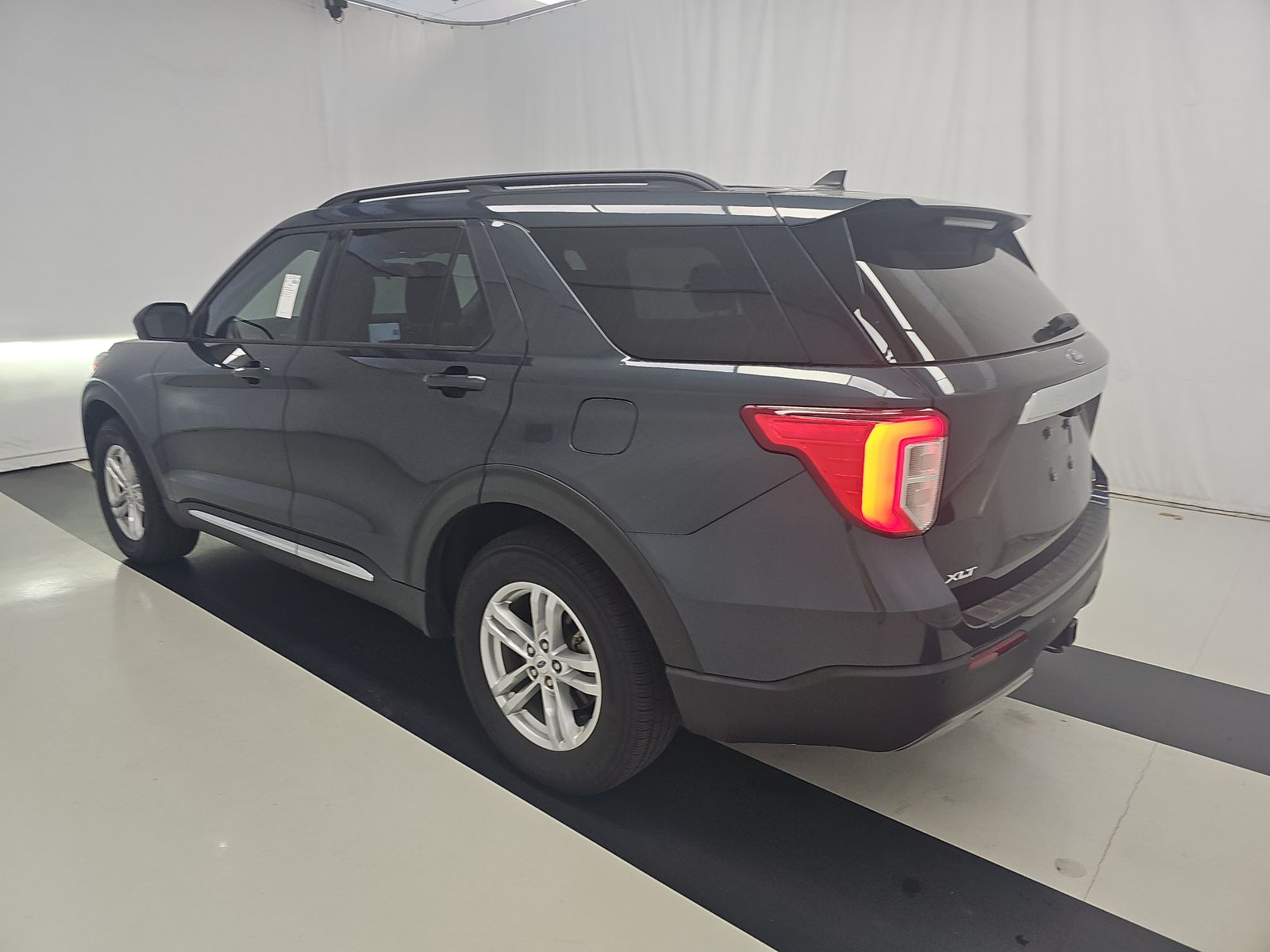 FORD EXPLORER - 7