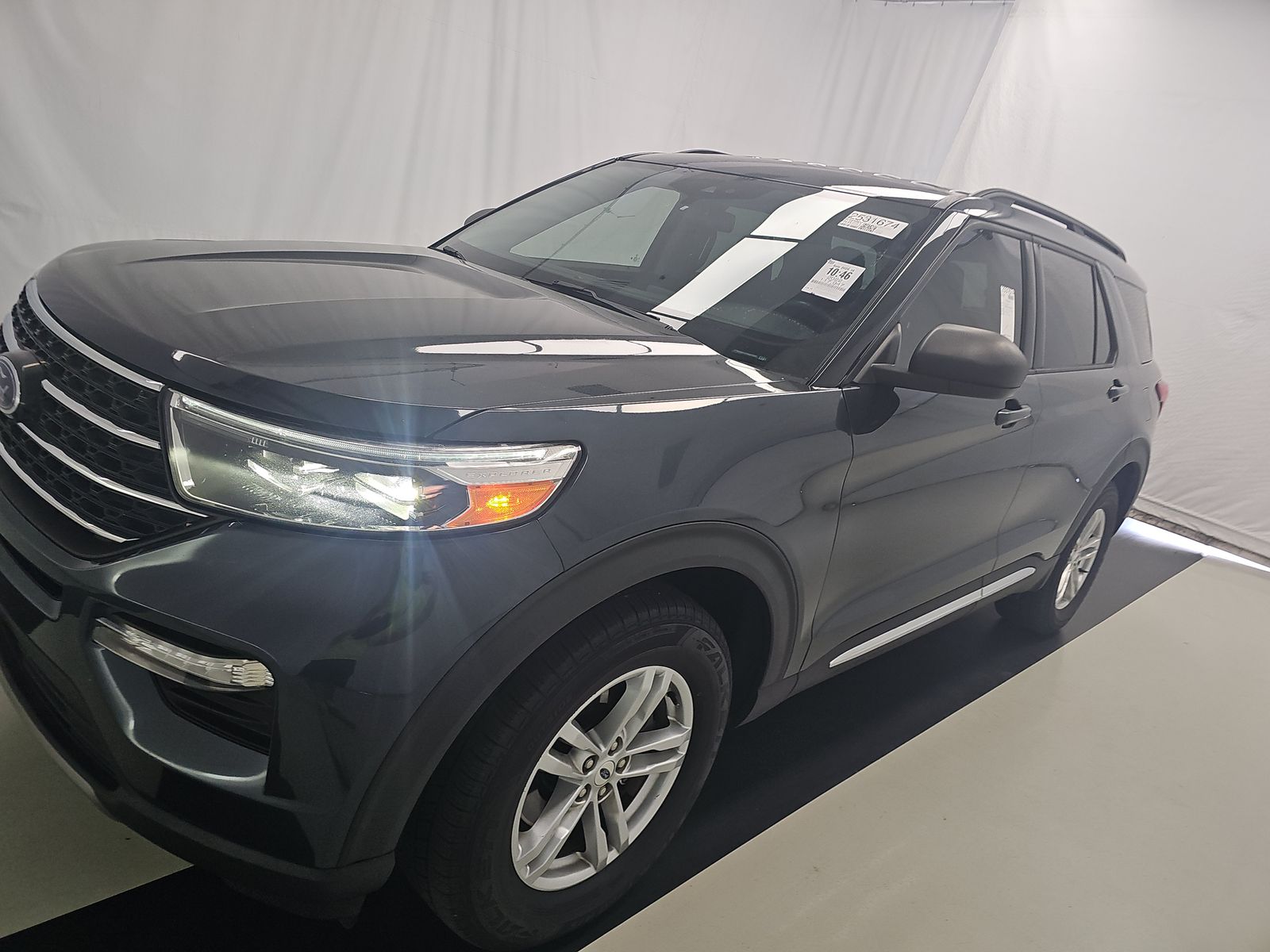 FORD EXPLORER - 1