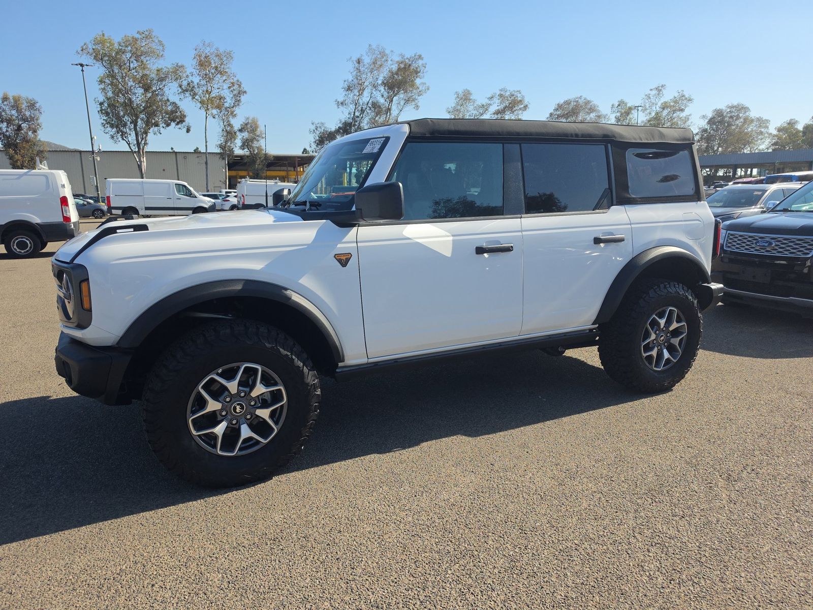 FORD BRONCO - 1
