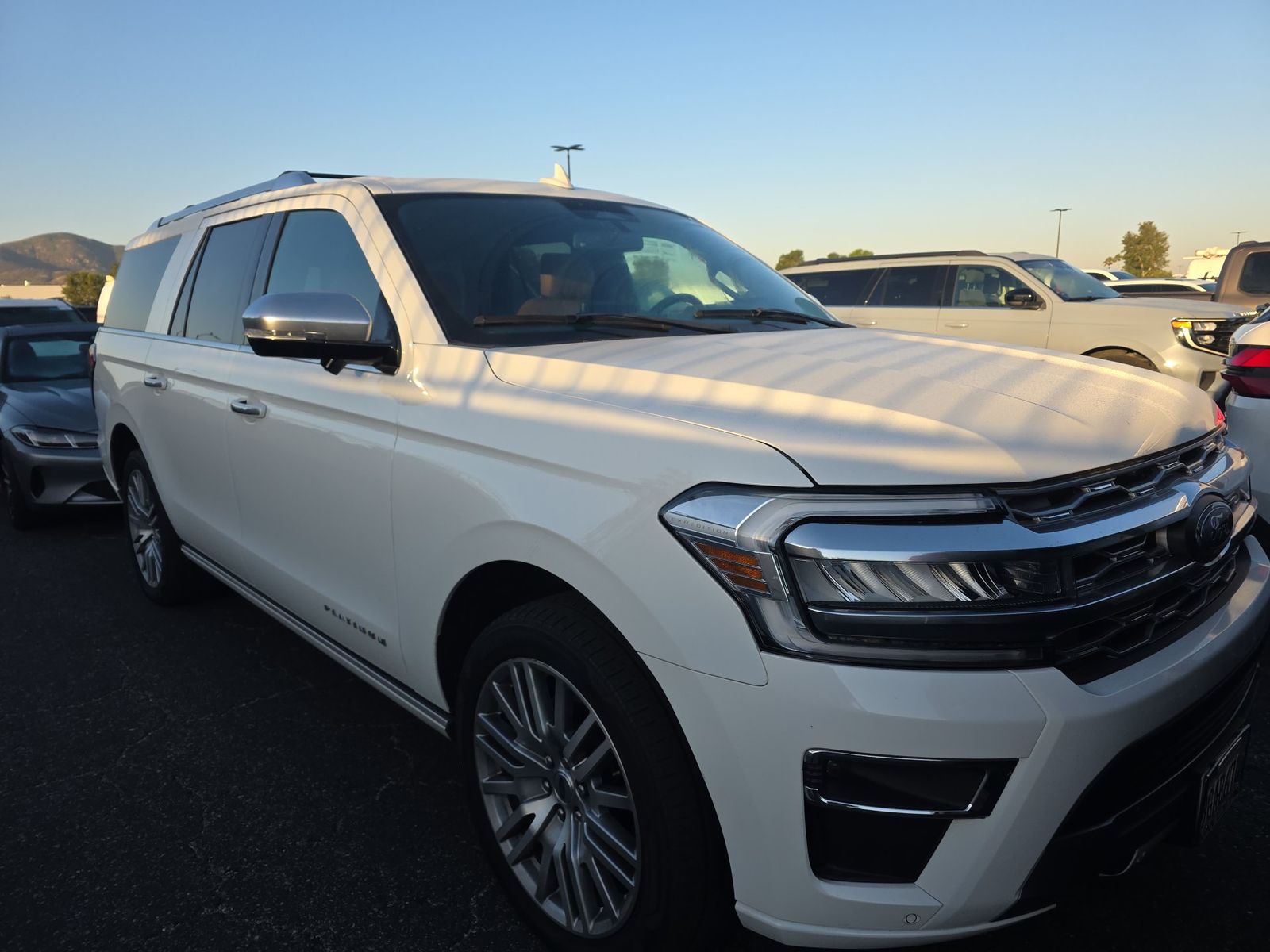 FORD EXPEDITION MAX - 4