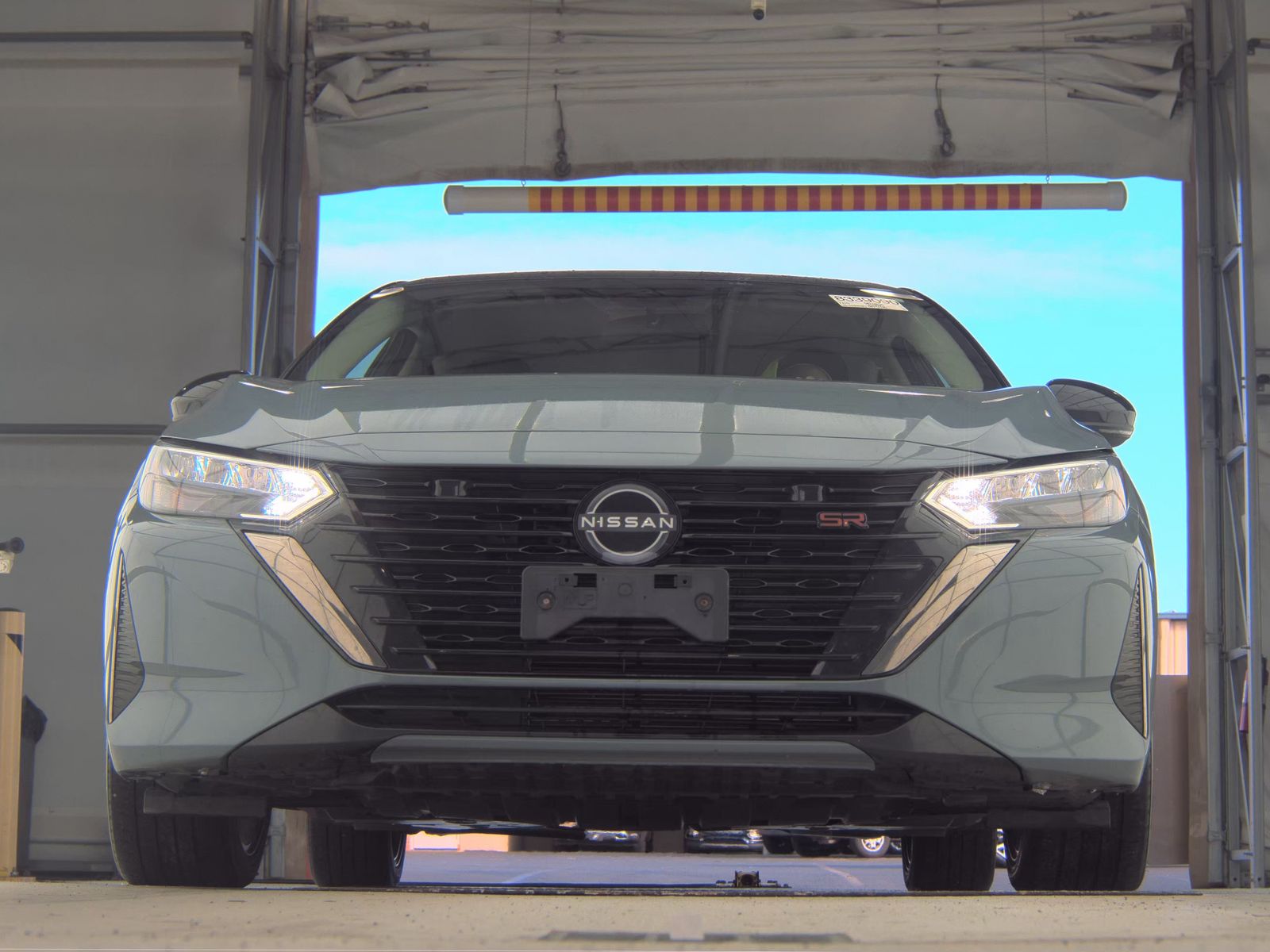 NISSAN SENTRA - 4
