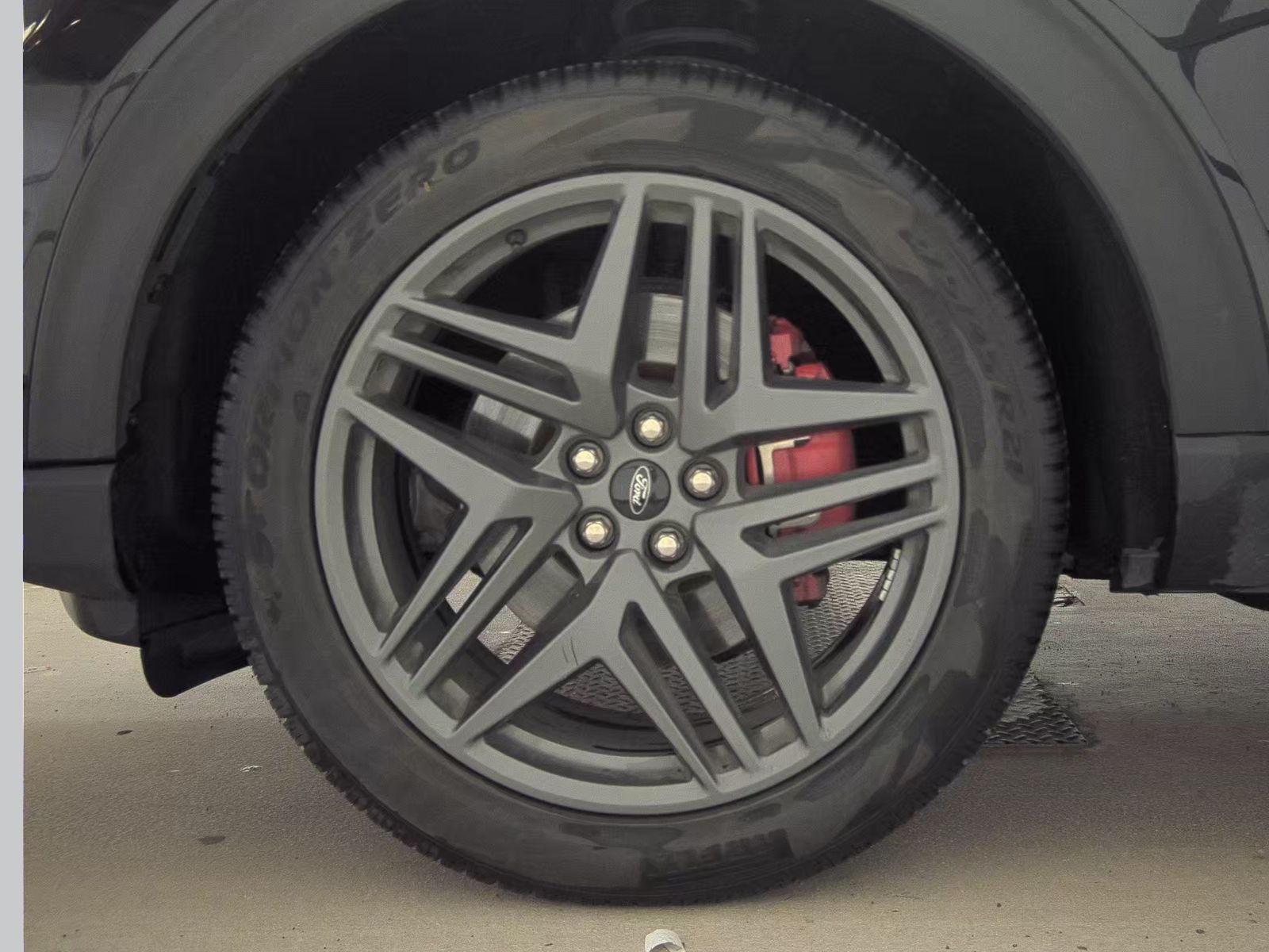 FORD EXPLORER - 10