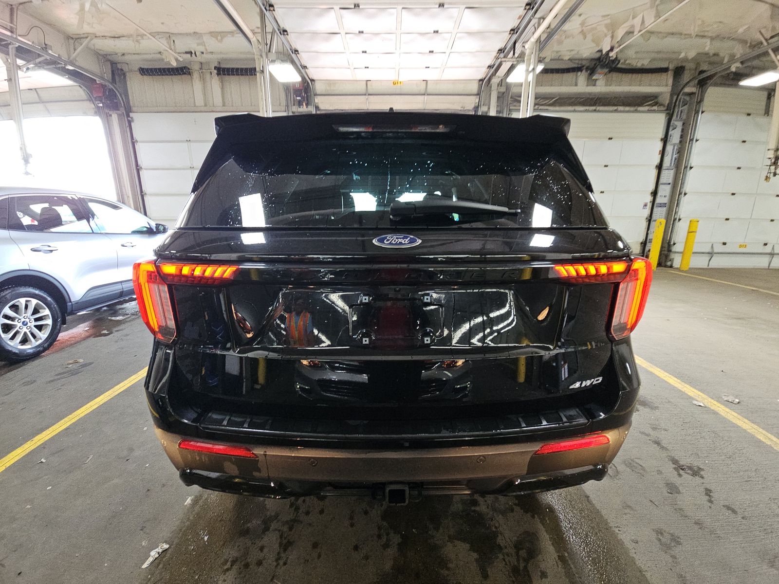 FORD EXPLORER - 7