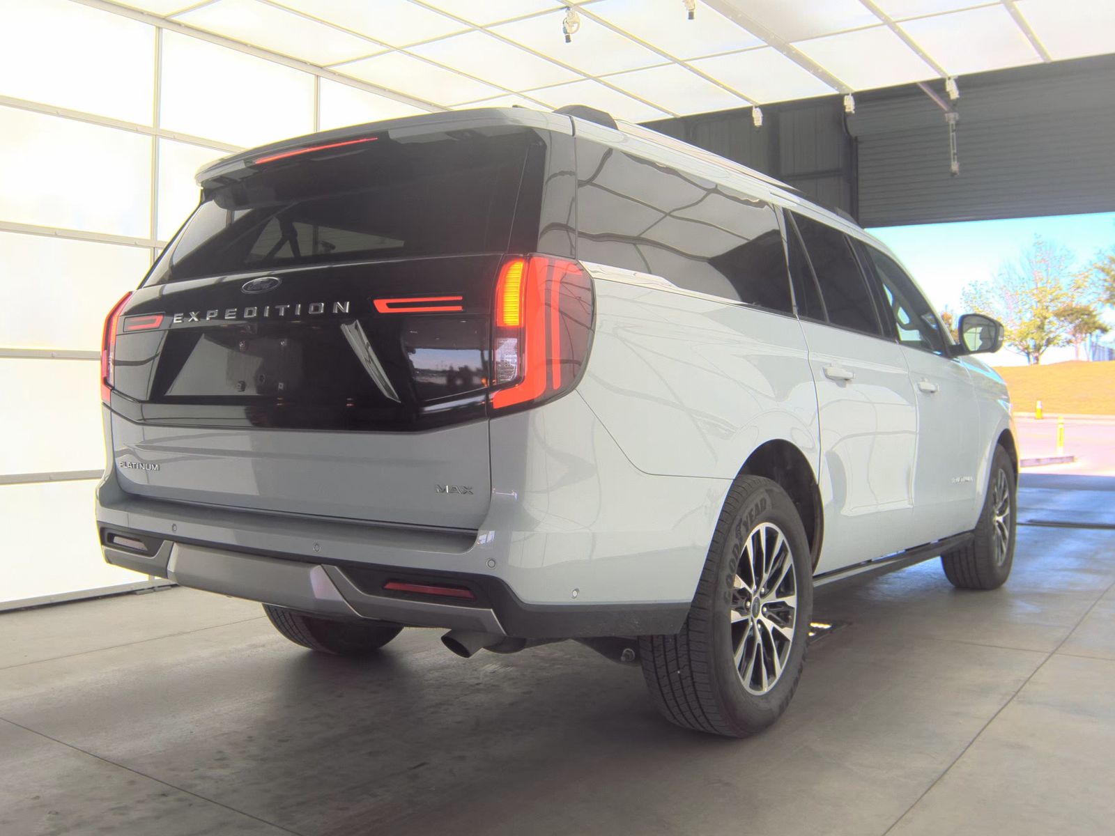 FORD EXPEDITION MAX - 6