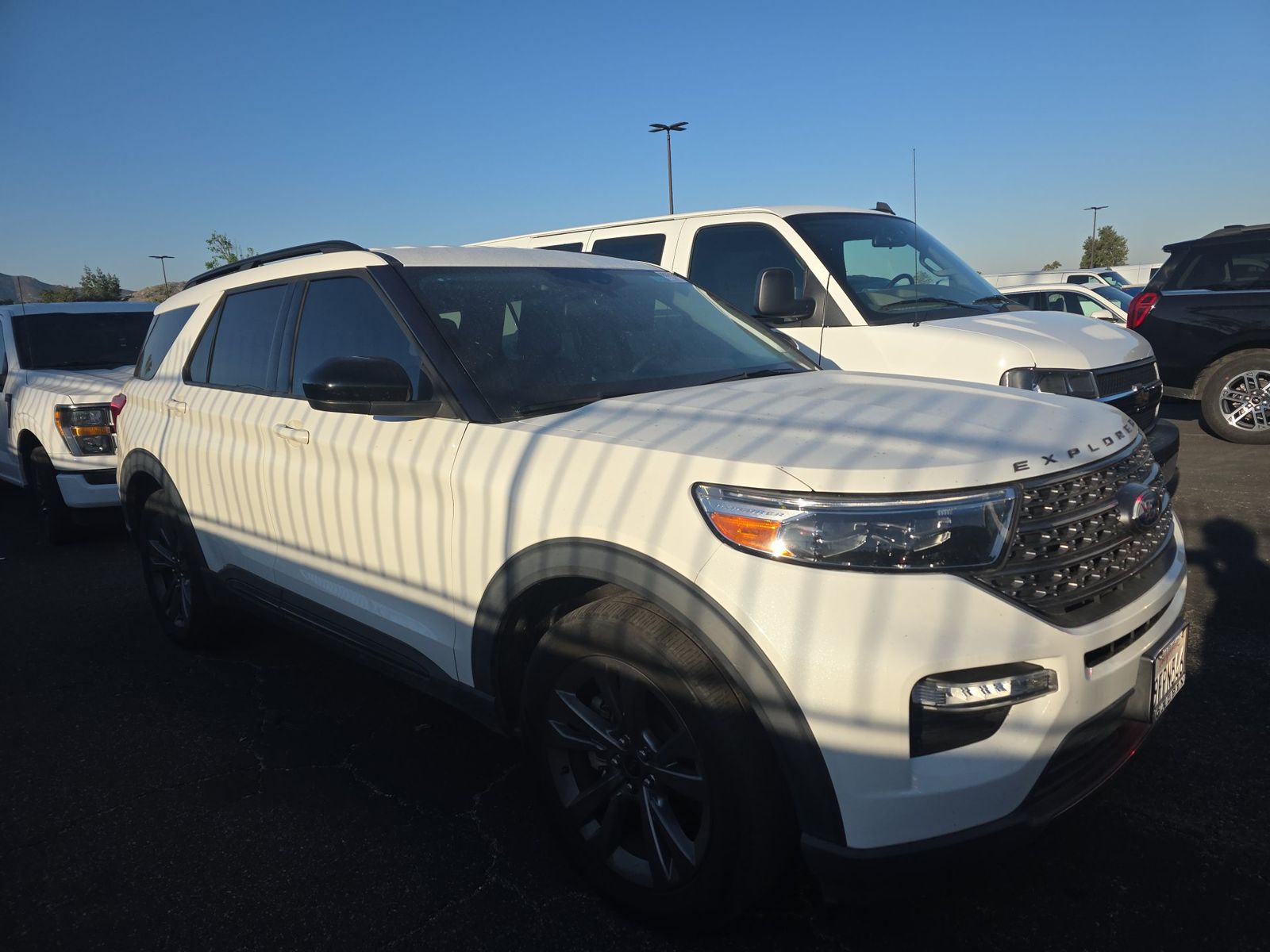 FORD EXPLORER - 4