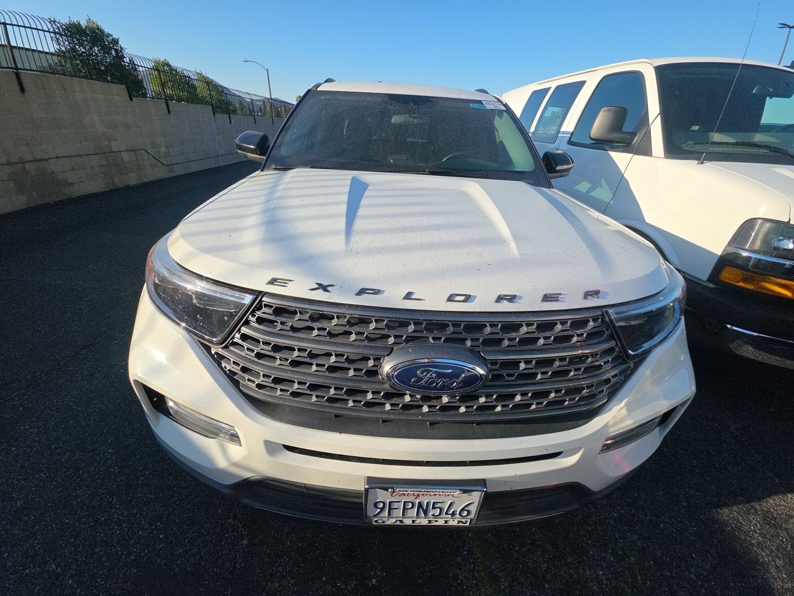 FORD EXPLORER - 3