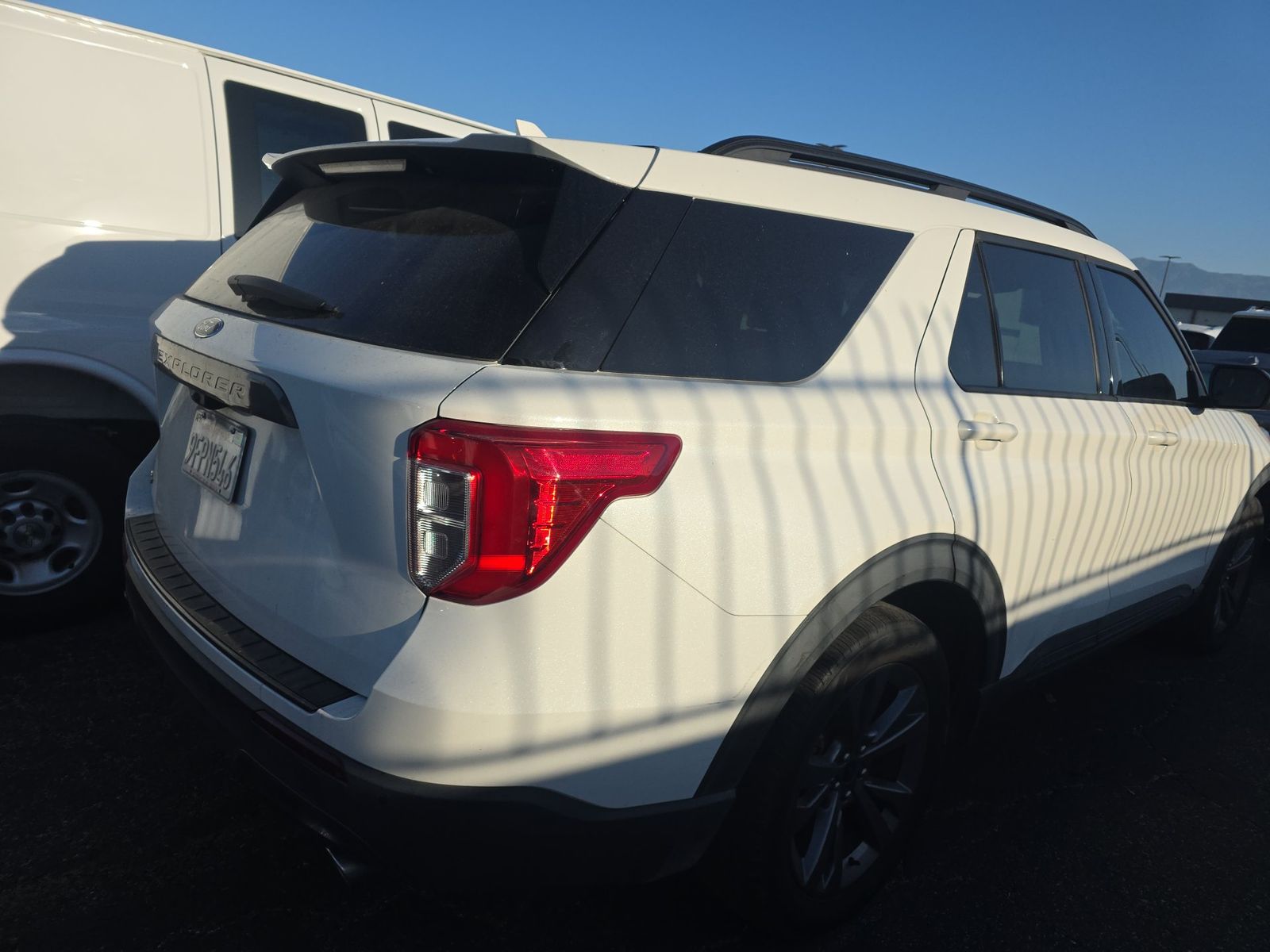 FORD EXPLORER - 5