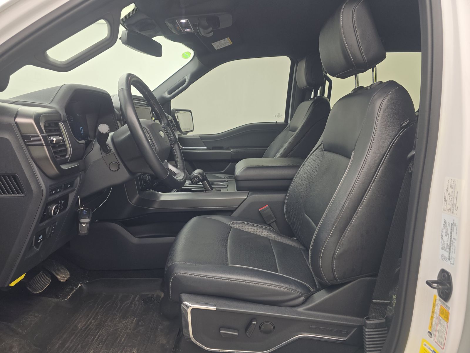 FORD F-150 - 8