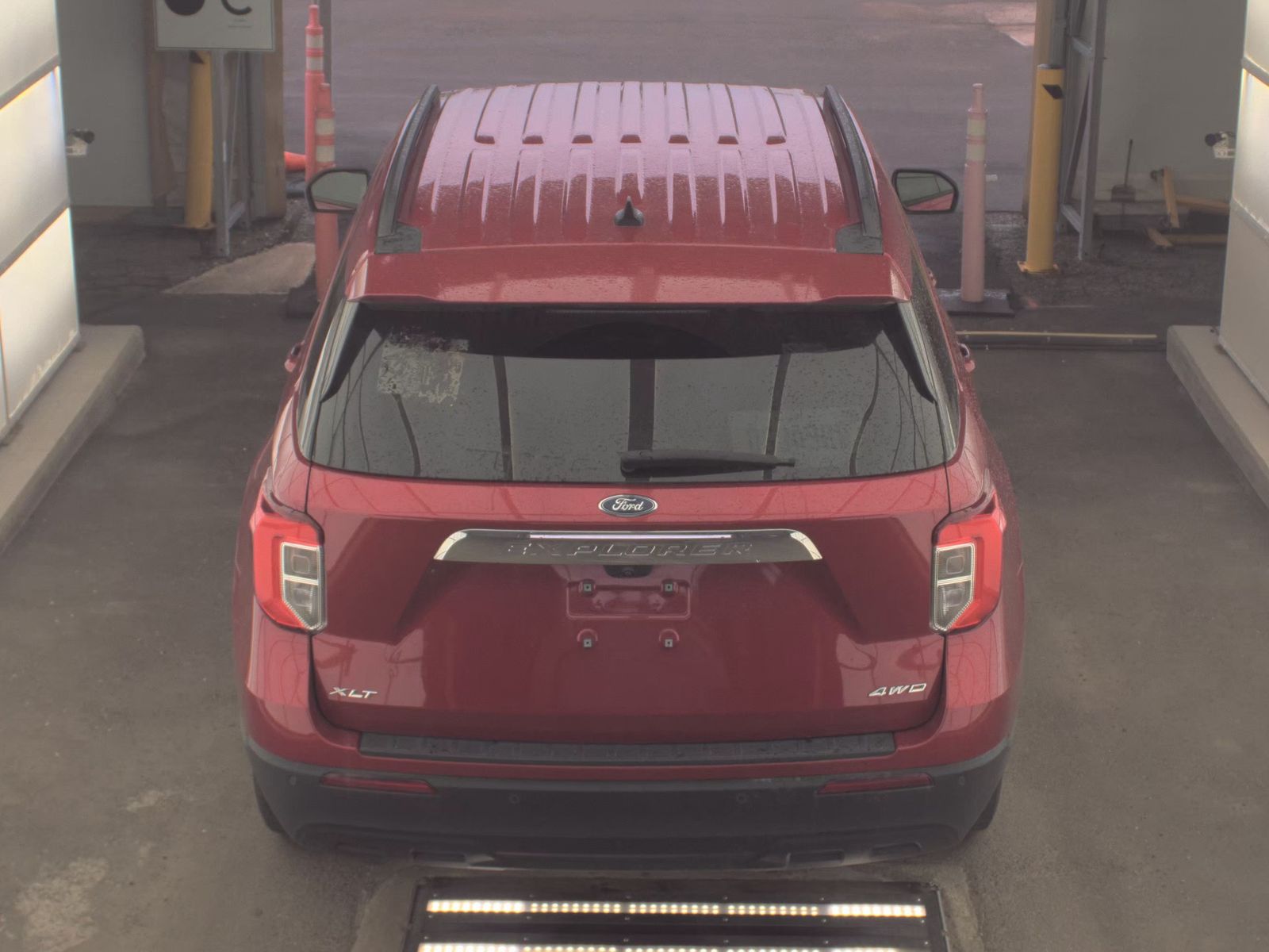 FORD EXPLORER - 6