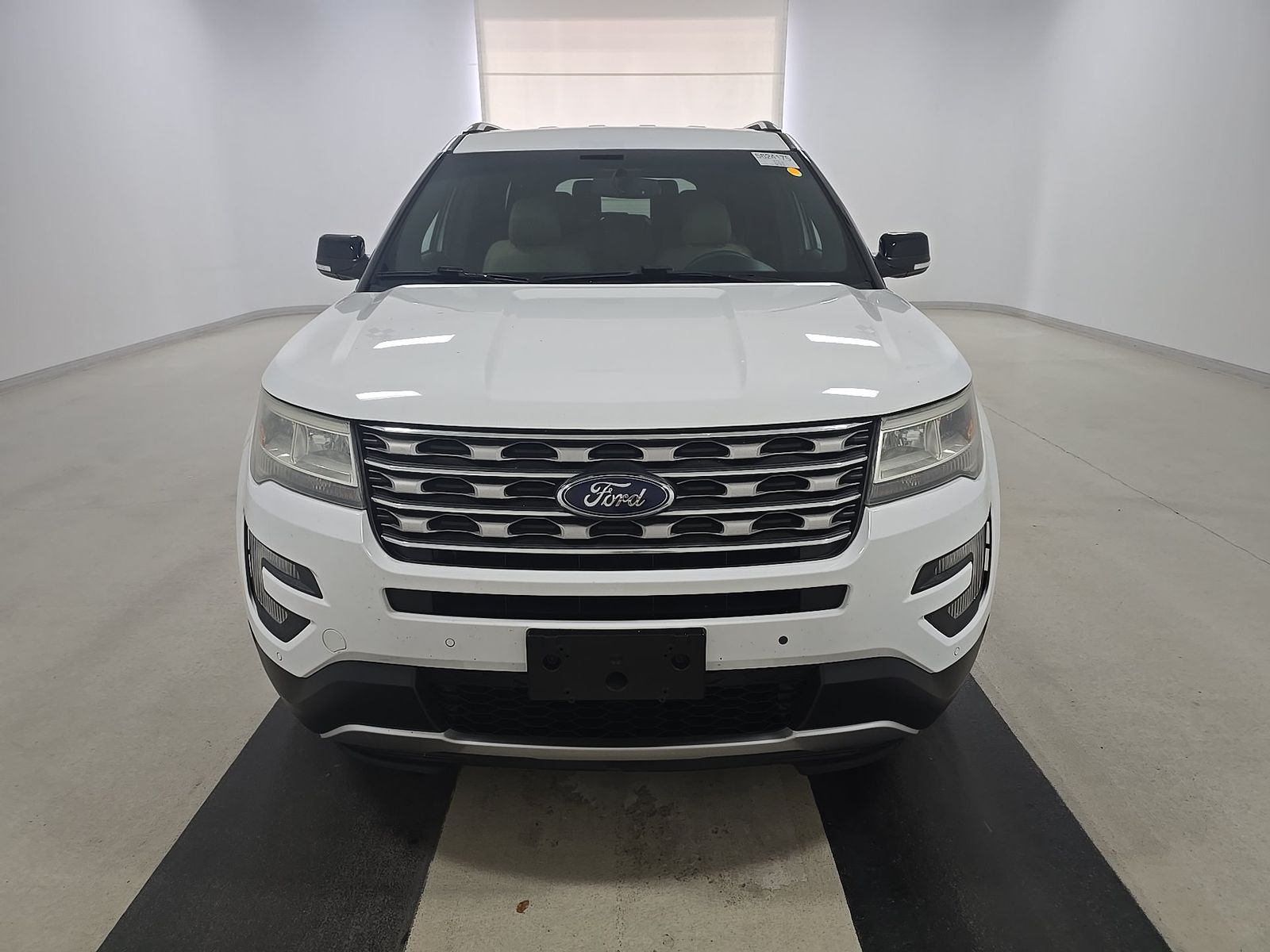 FORD EXPLORER - 3