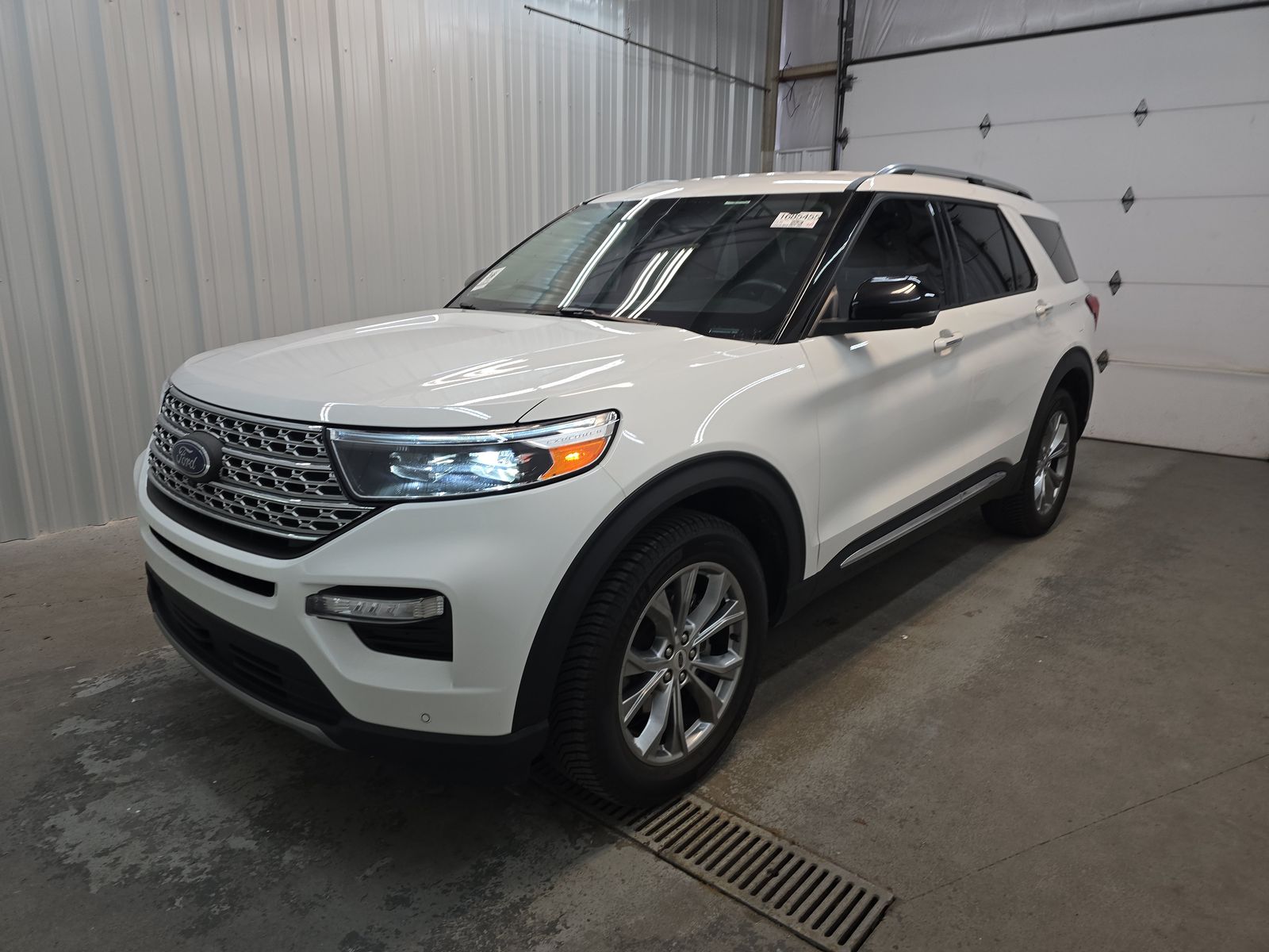 FORD EXPLORER - 1