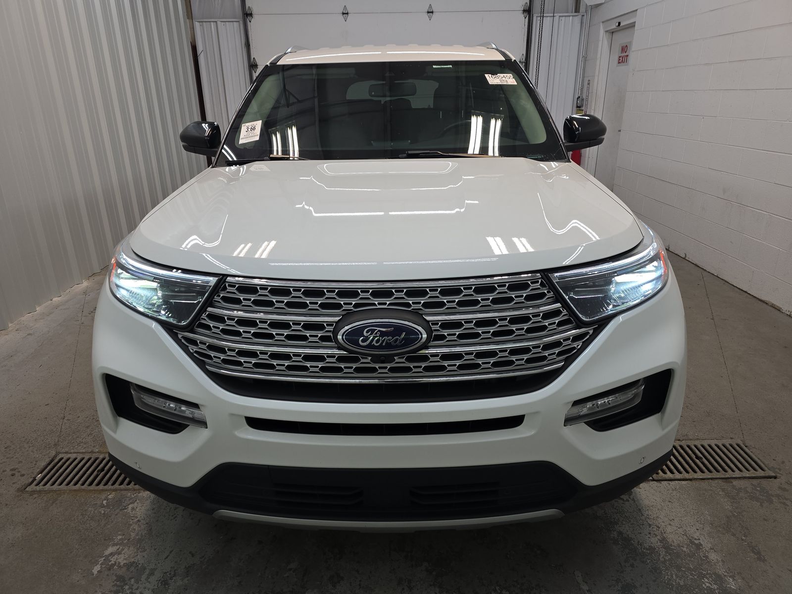 FORD EXPLORER - 3