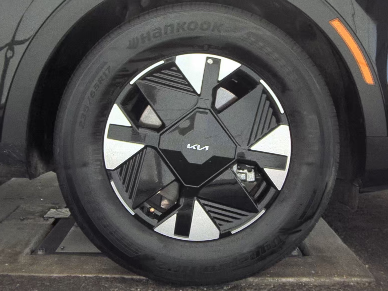 2026 Kia Sportage Hybrid LX FWD
