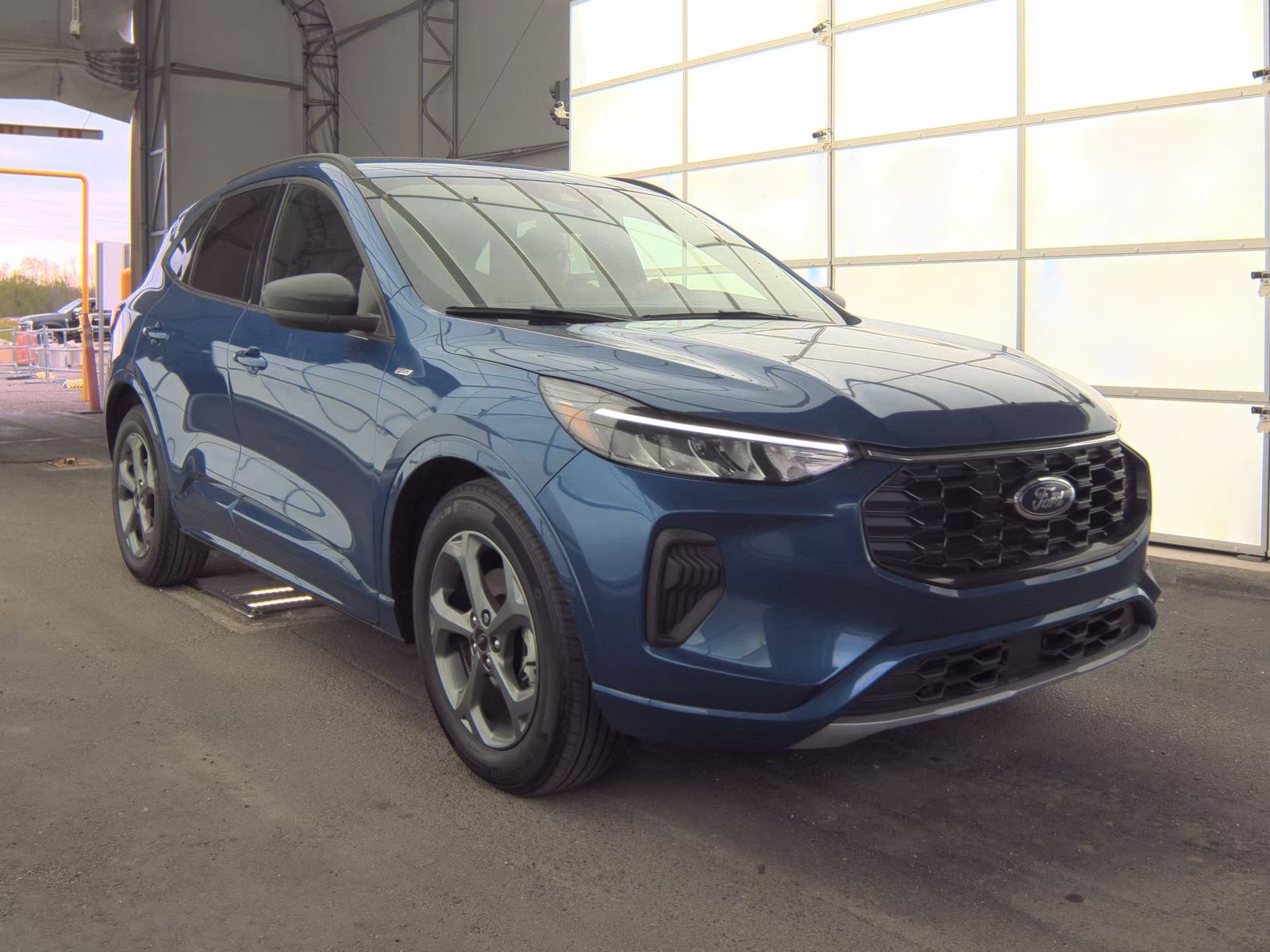 FORD ESCAPE - 4