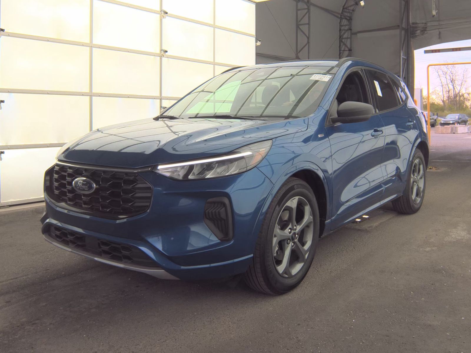 FORD ESCAPE - 1