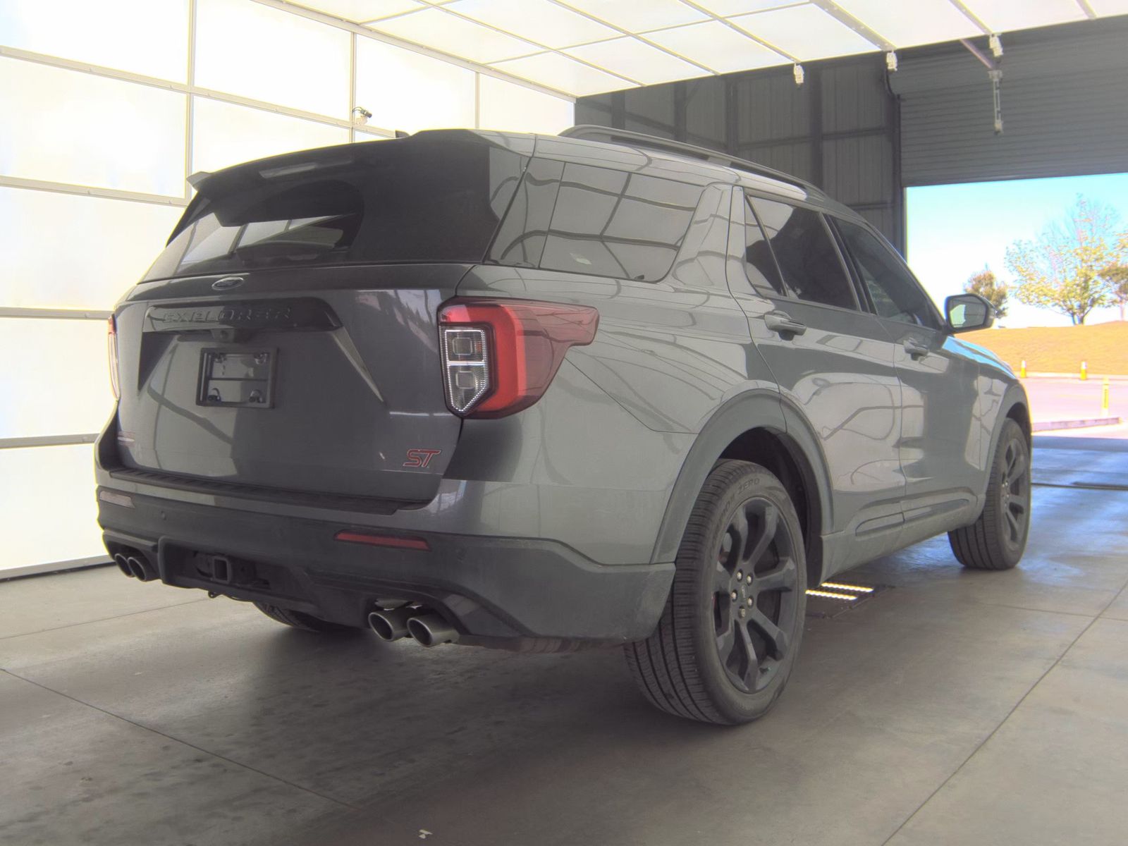 FORD EXPLORER - 6