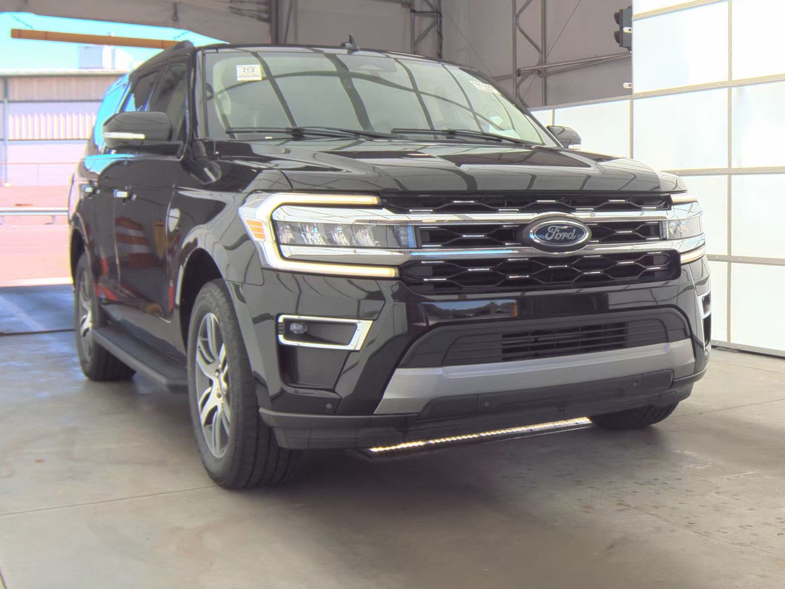 FORD EXPEDITION - 4