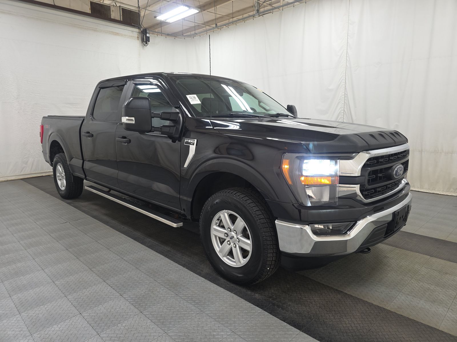 FORD F-150 - 4