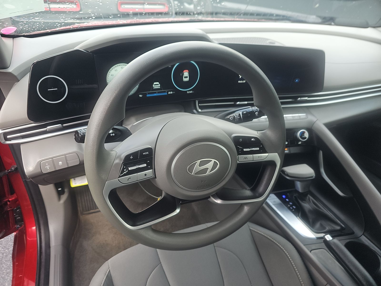 2024 Hyundai Elantra SEL FWD