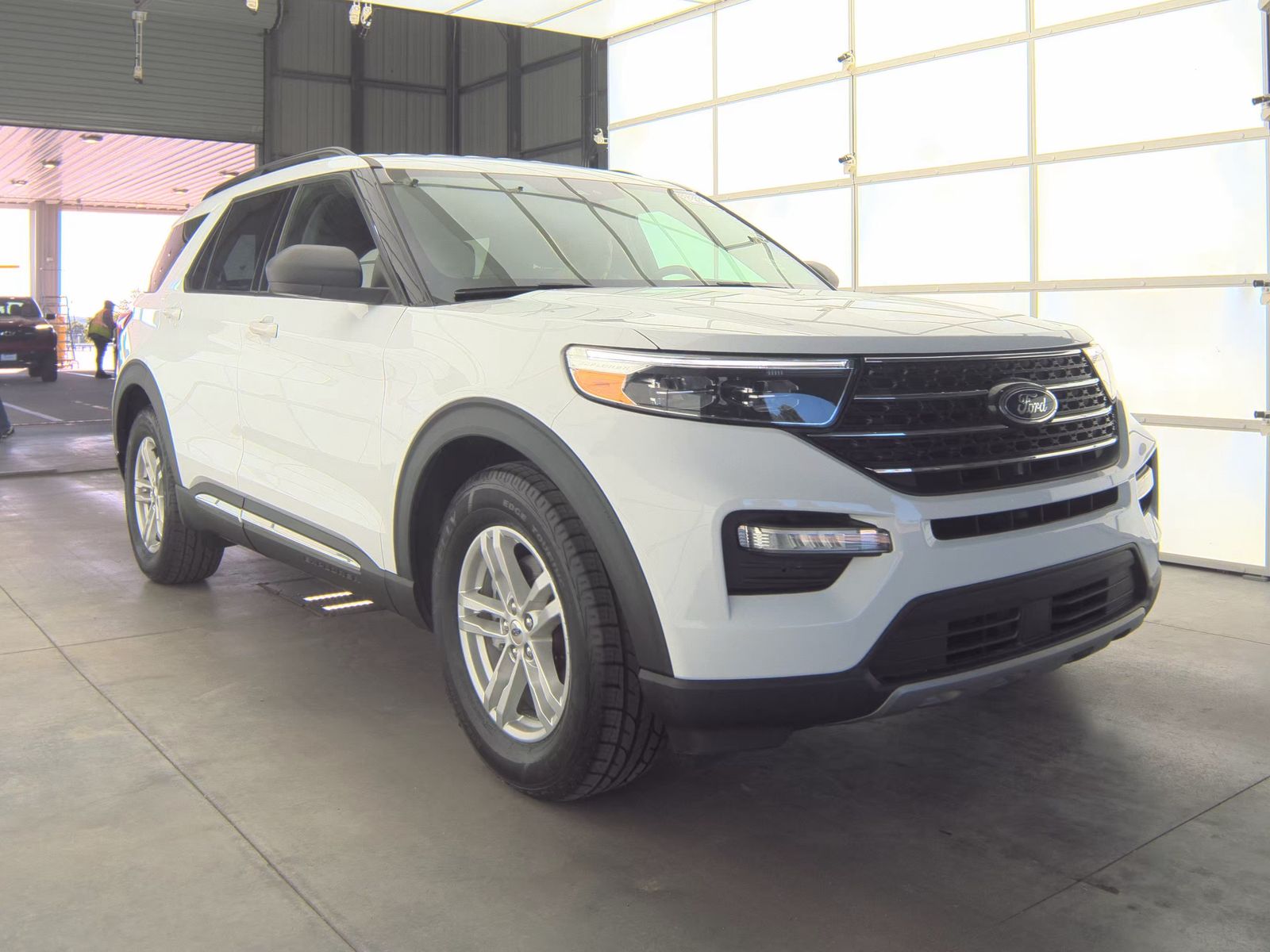 FORD EXPLORER - 5