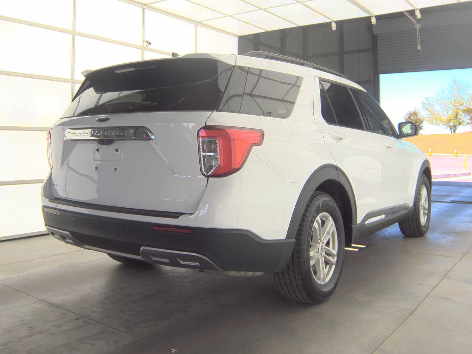 FORD EXPLORER - 6