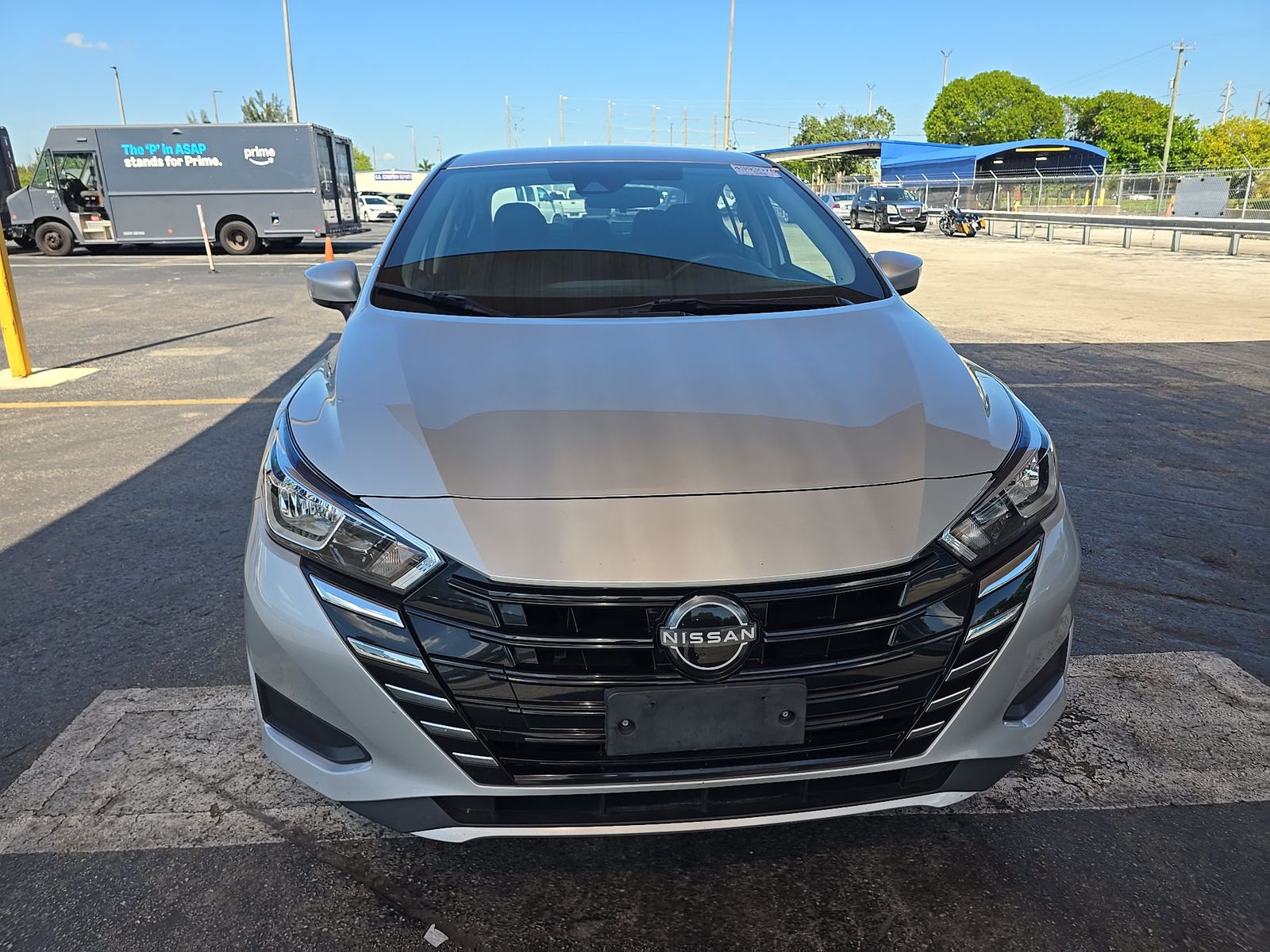 NISSAN VERSA - 3